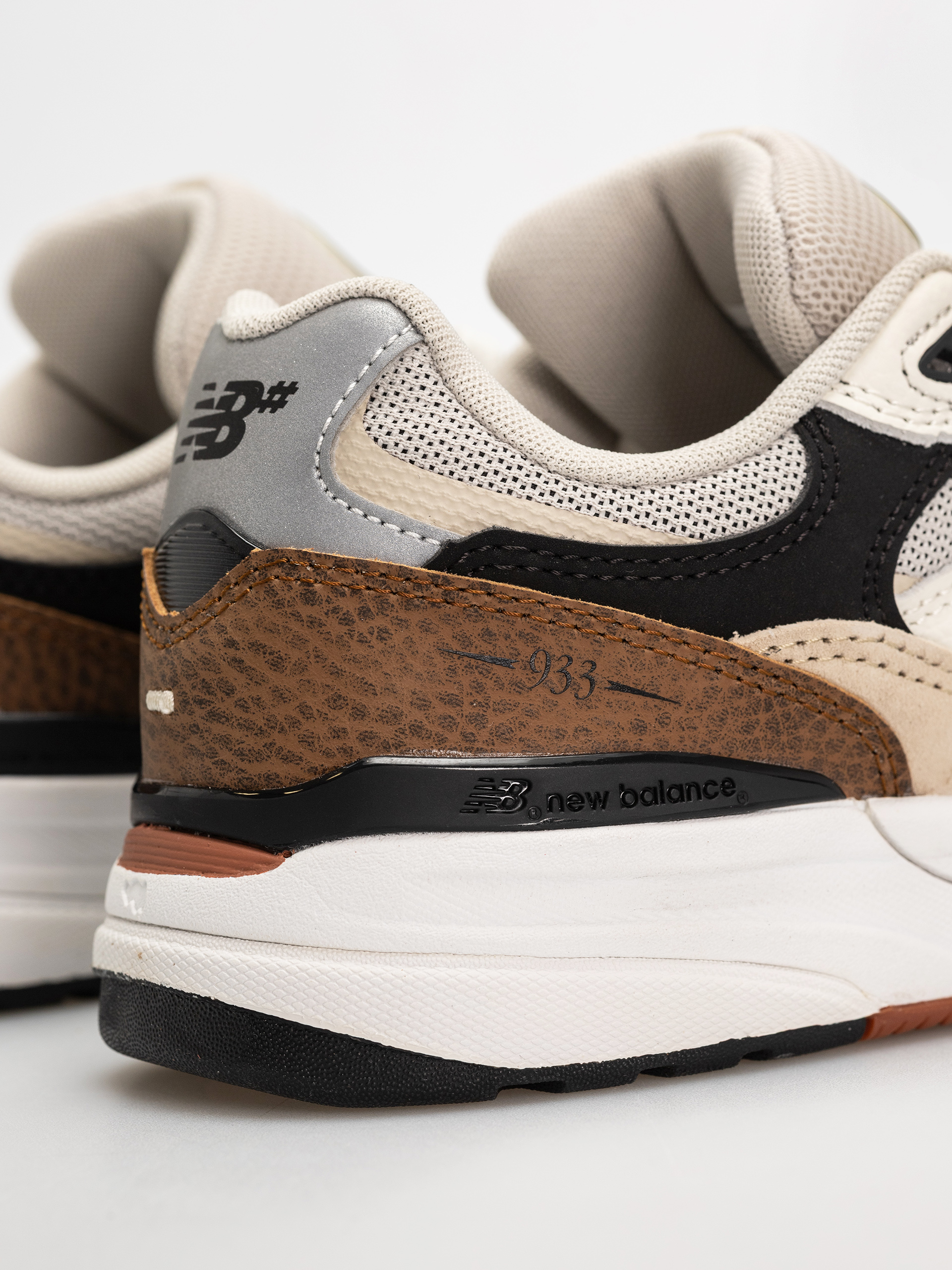 Topánky New Balance 933 (quicksand/sea salt)