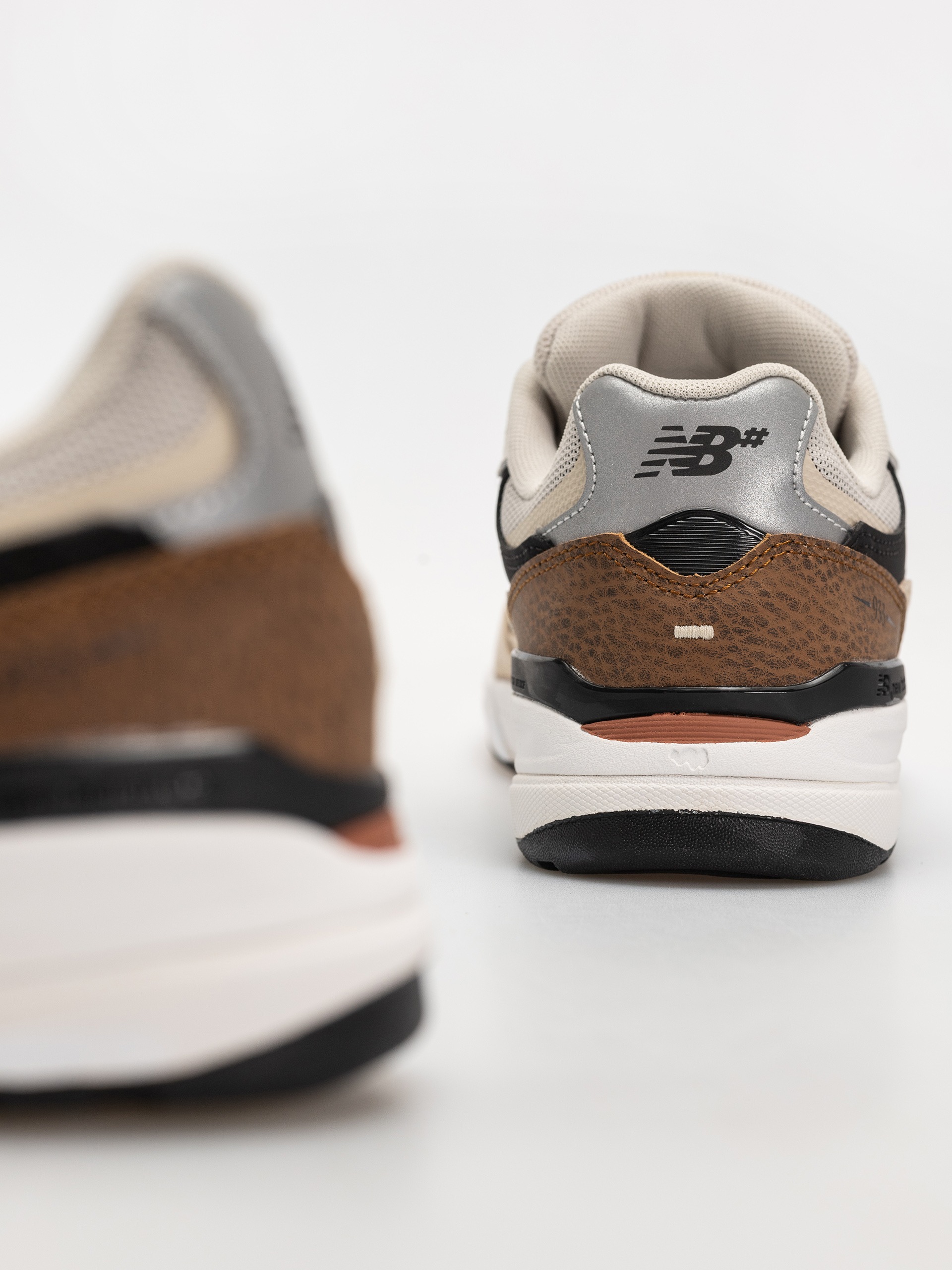 Topánky New Balance 933 (quicksand/sea salt)
