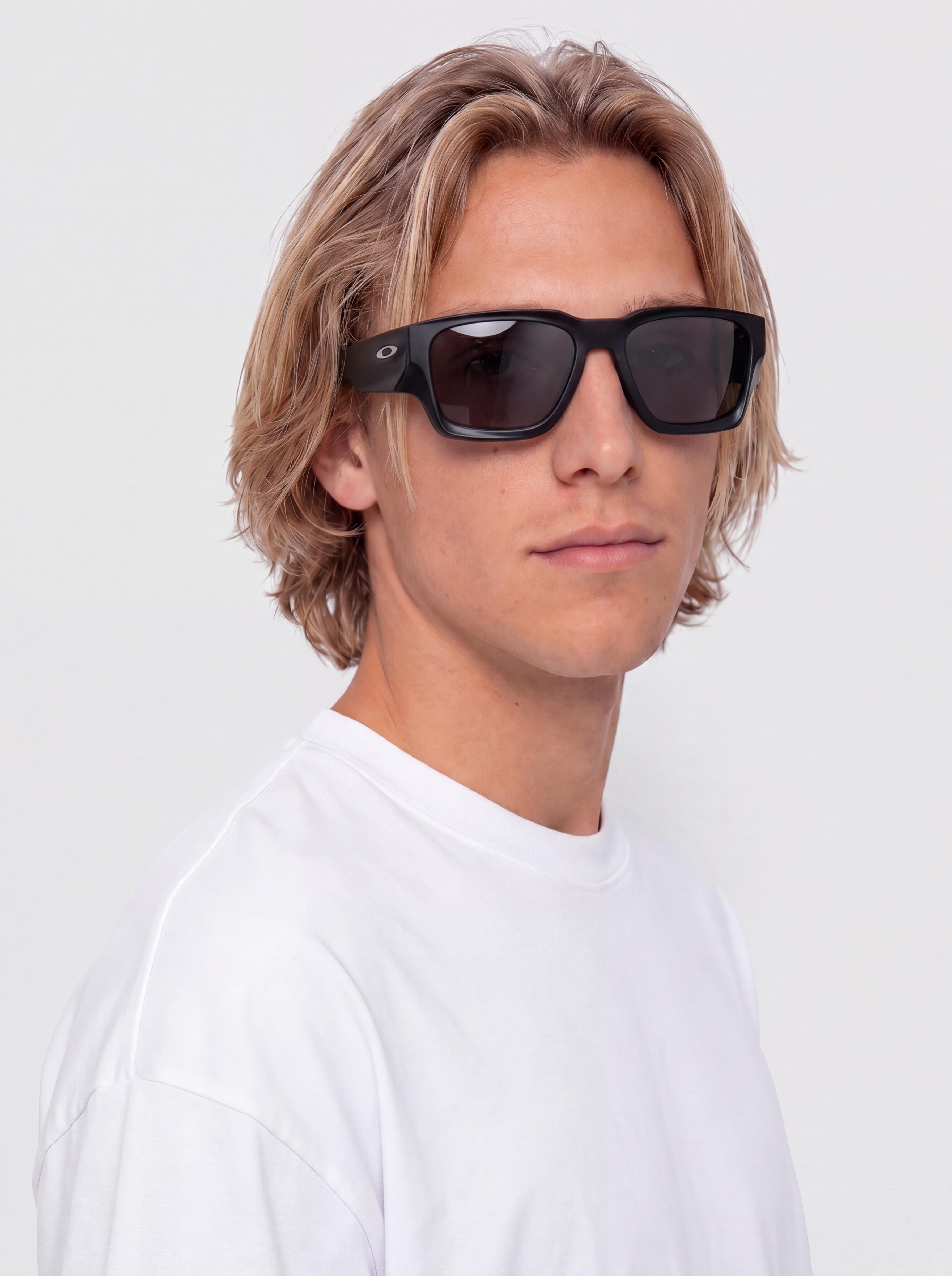 Slnečné okuliare Oakley Instagator (matte black/prizm black polar)