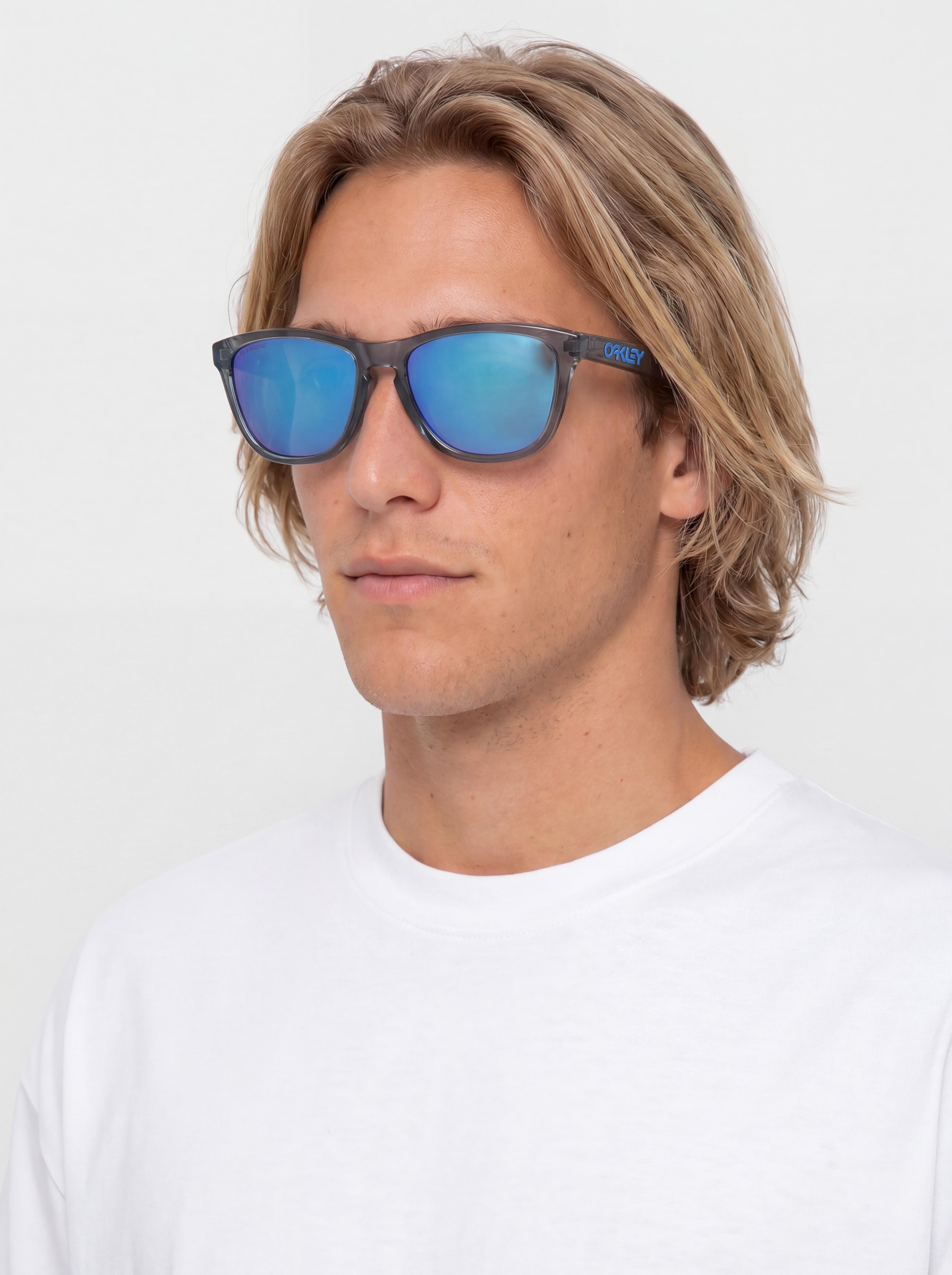 Slnečné okuliare Oakley Frogskins (crystal black/prizm sapphr irid polar)