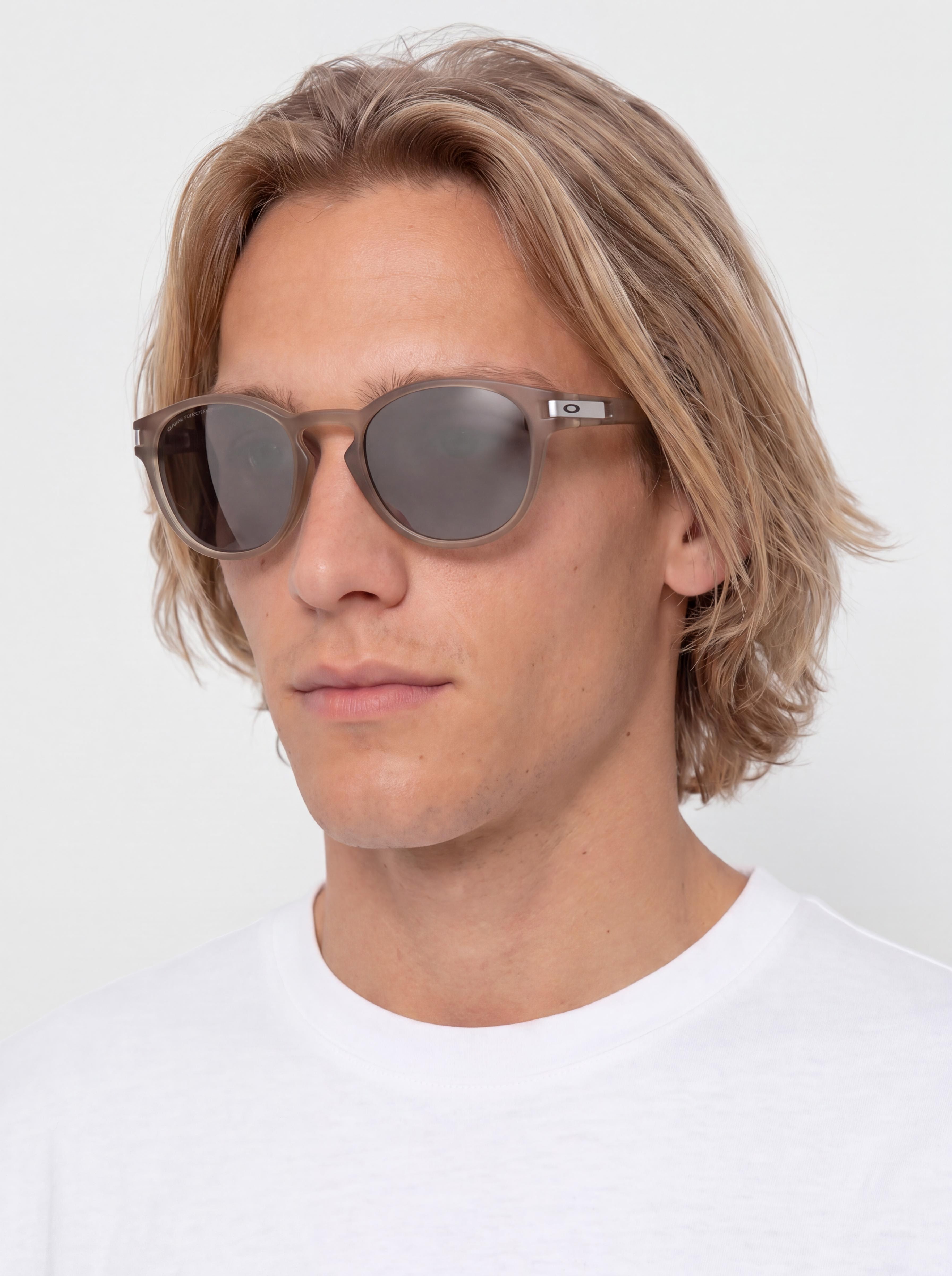 Slnečné okuliare Oakley Latch (matte sepia/prizm black polar)
