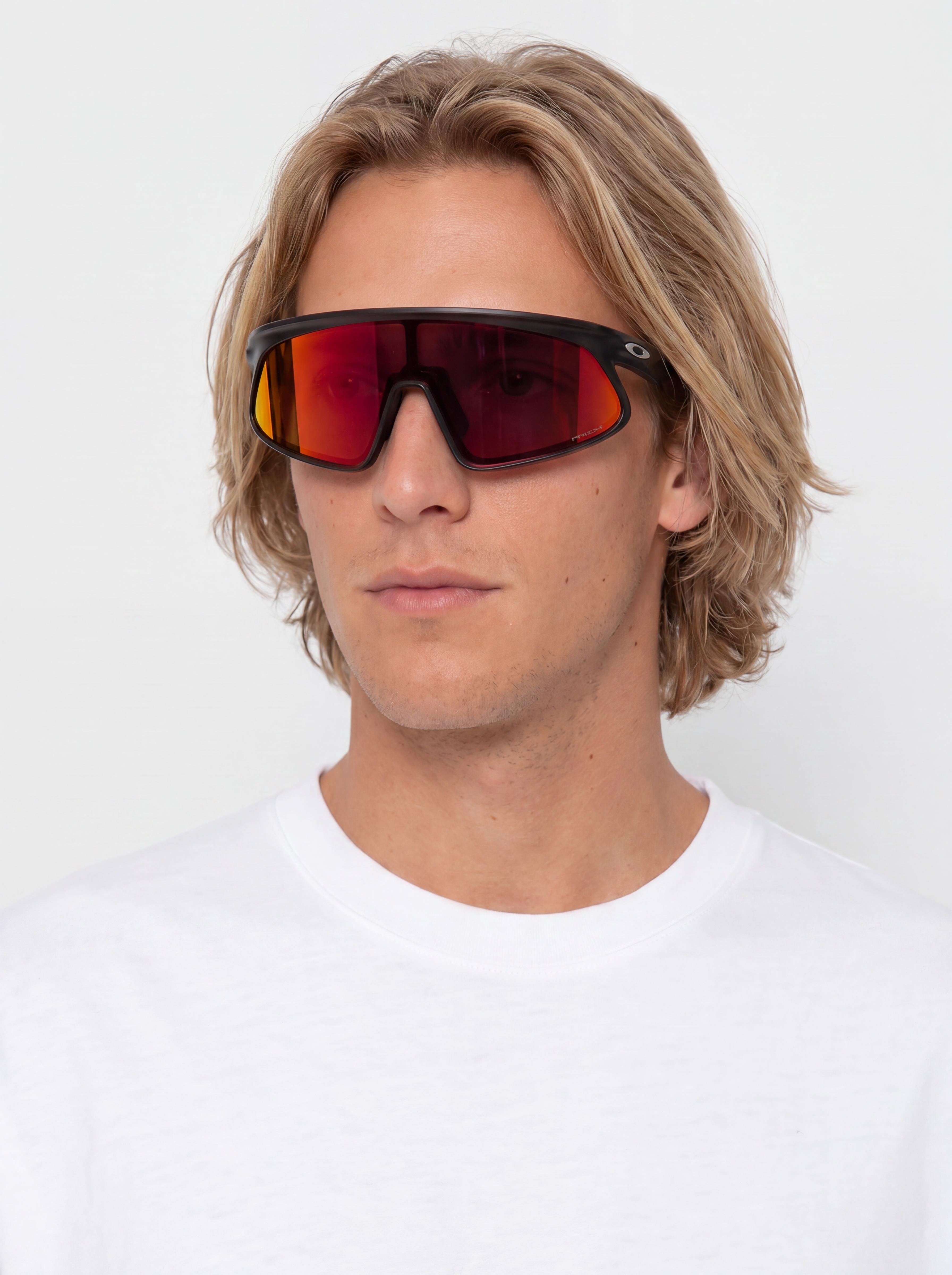 Slnečné okuliare Oakley Rslv 141