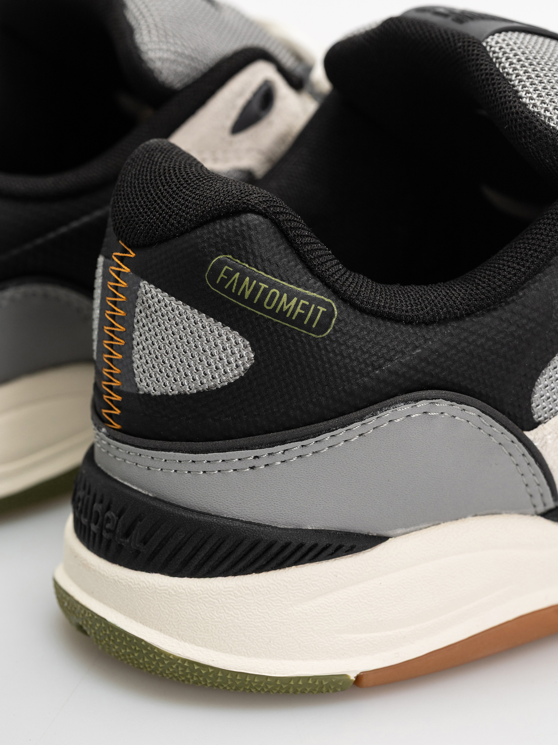 Topánky New Balance 1010 (sea salt/dark olivine)