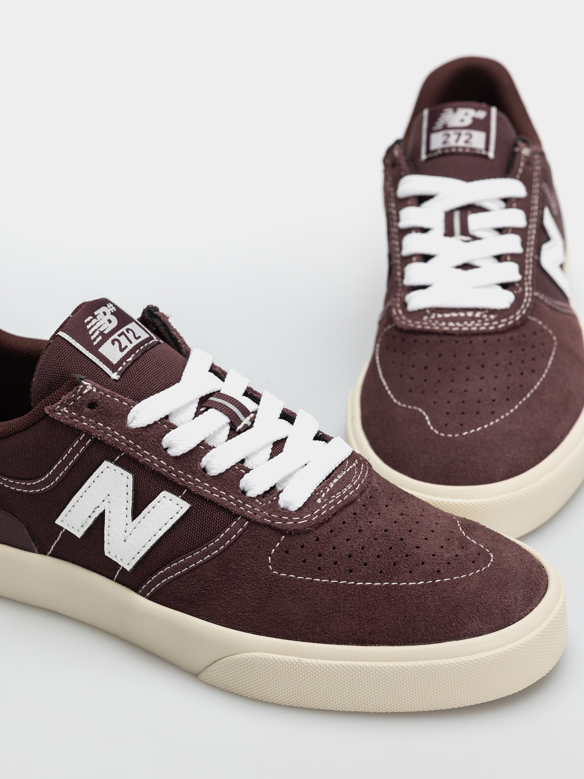 Topánky New Balance 272 (cherry leather/white)