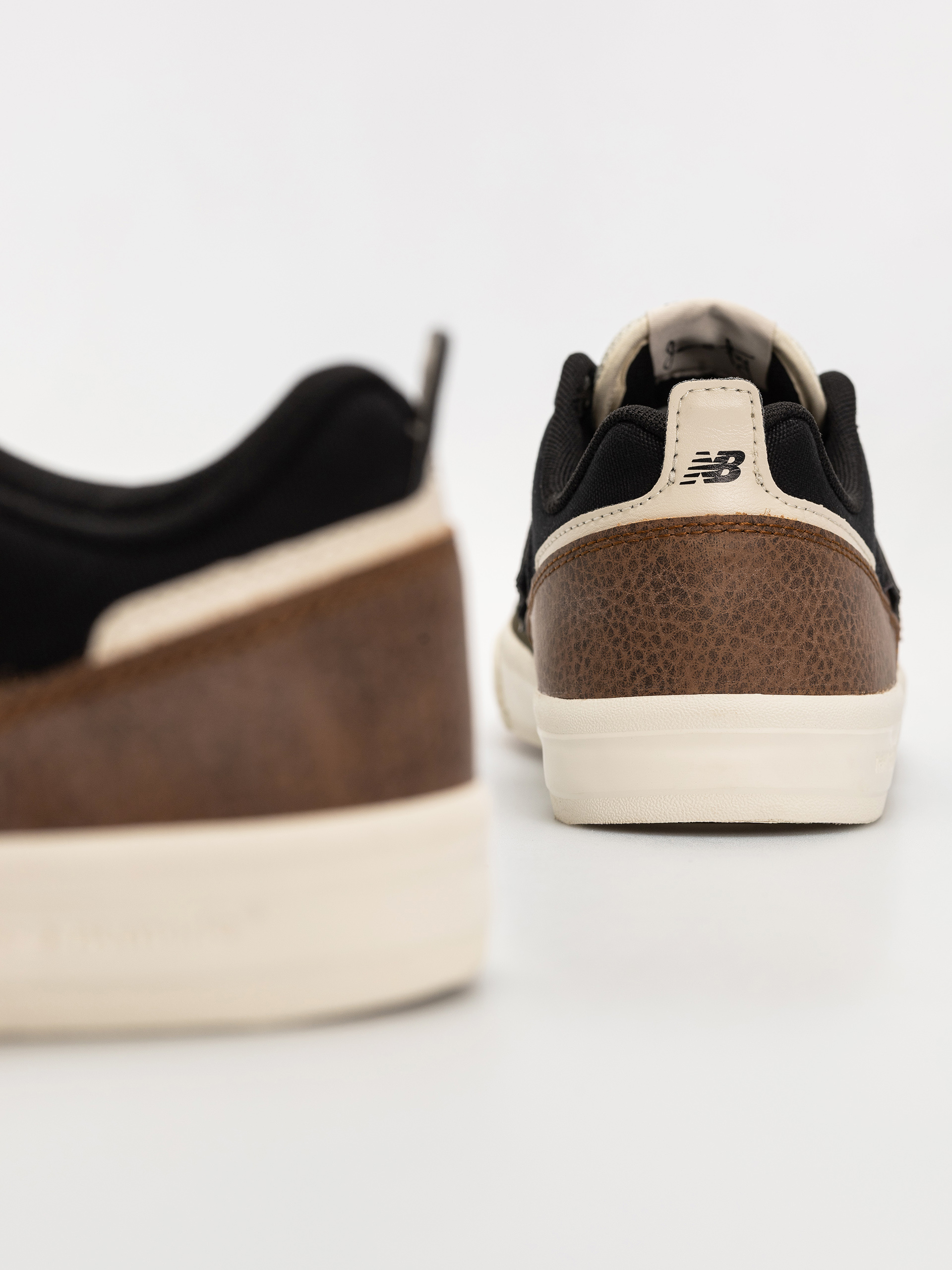 Topánky New Balance 306 (pumpernickel/black)