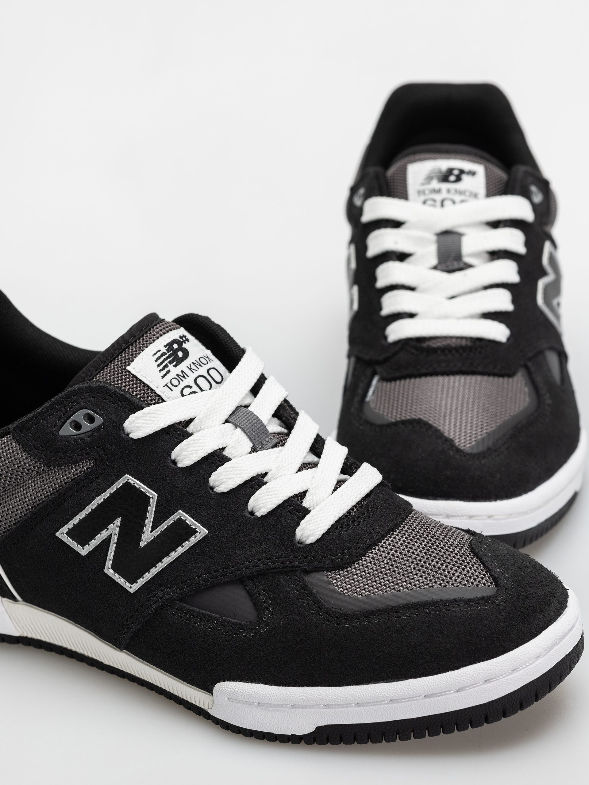 Topánky New Balance 600 (black/castlerock)