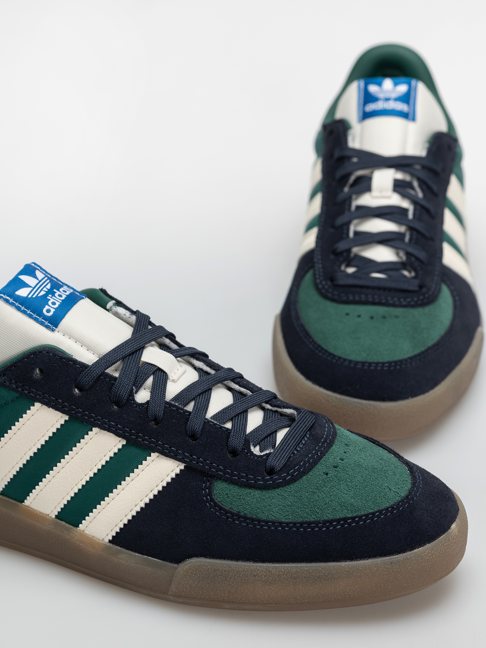 Topánky adidas Glenburn (cgreen/cwhite/legink)