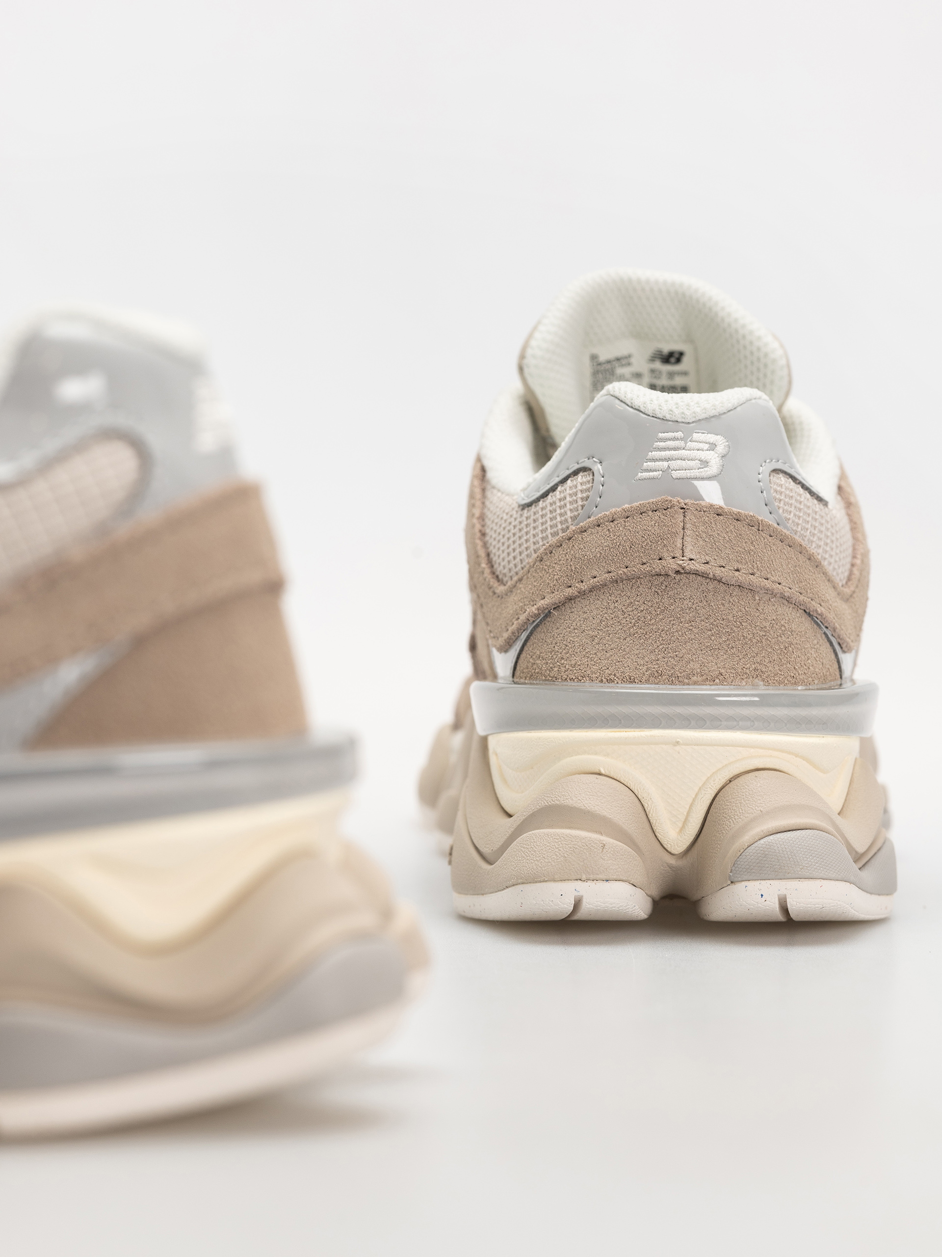 Topánky New Balance 9060 (driftwood/timberwolf)