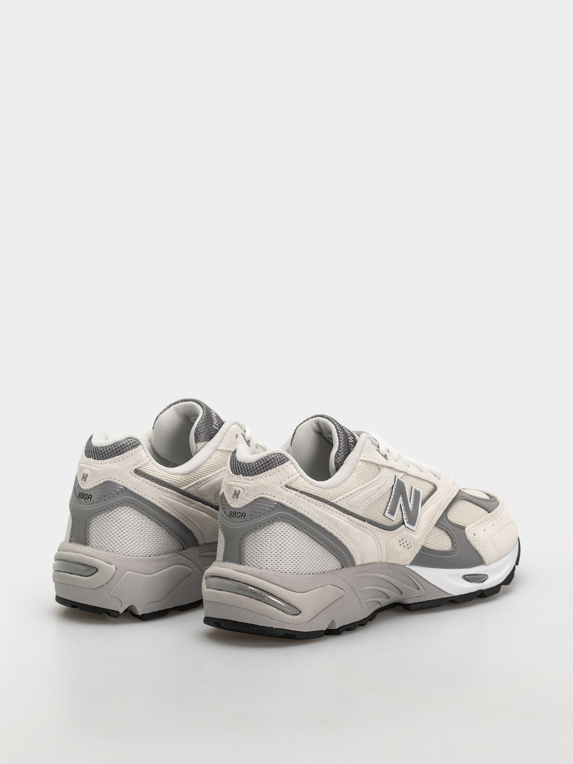 Topánky New Balance 880R (sea salt/slate grey)