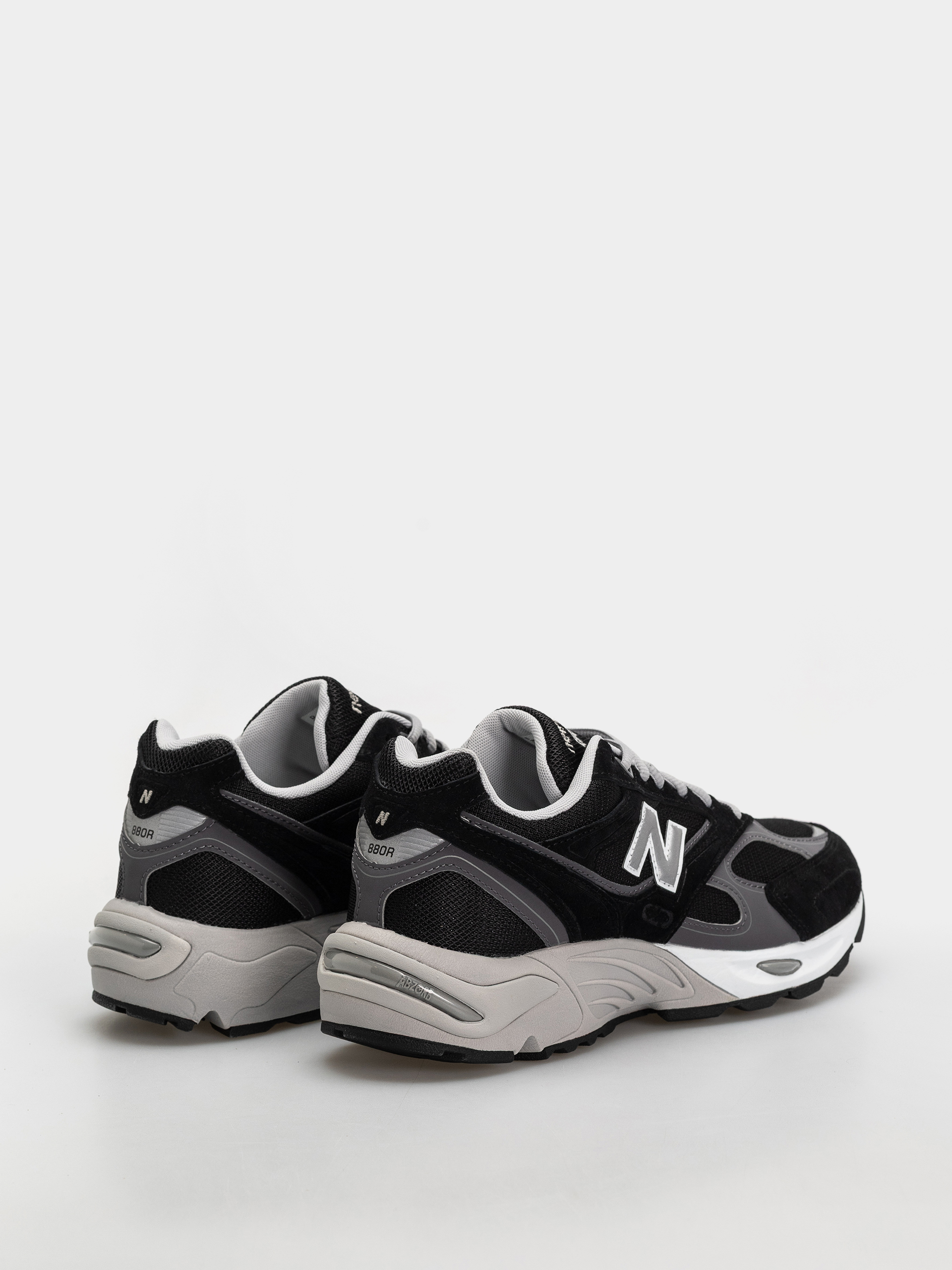 Topánky New Balance 880R (black/castlerock)