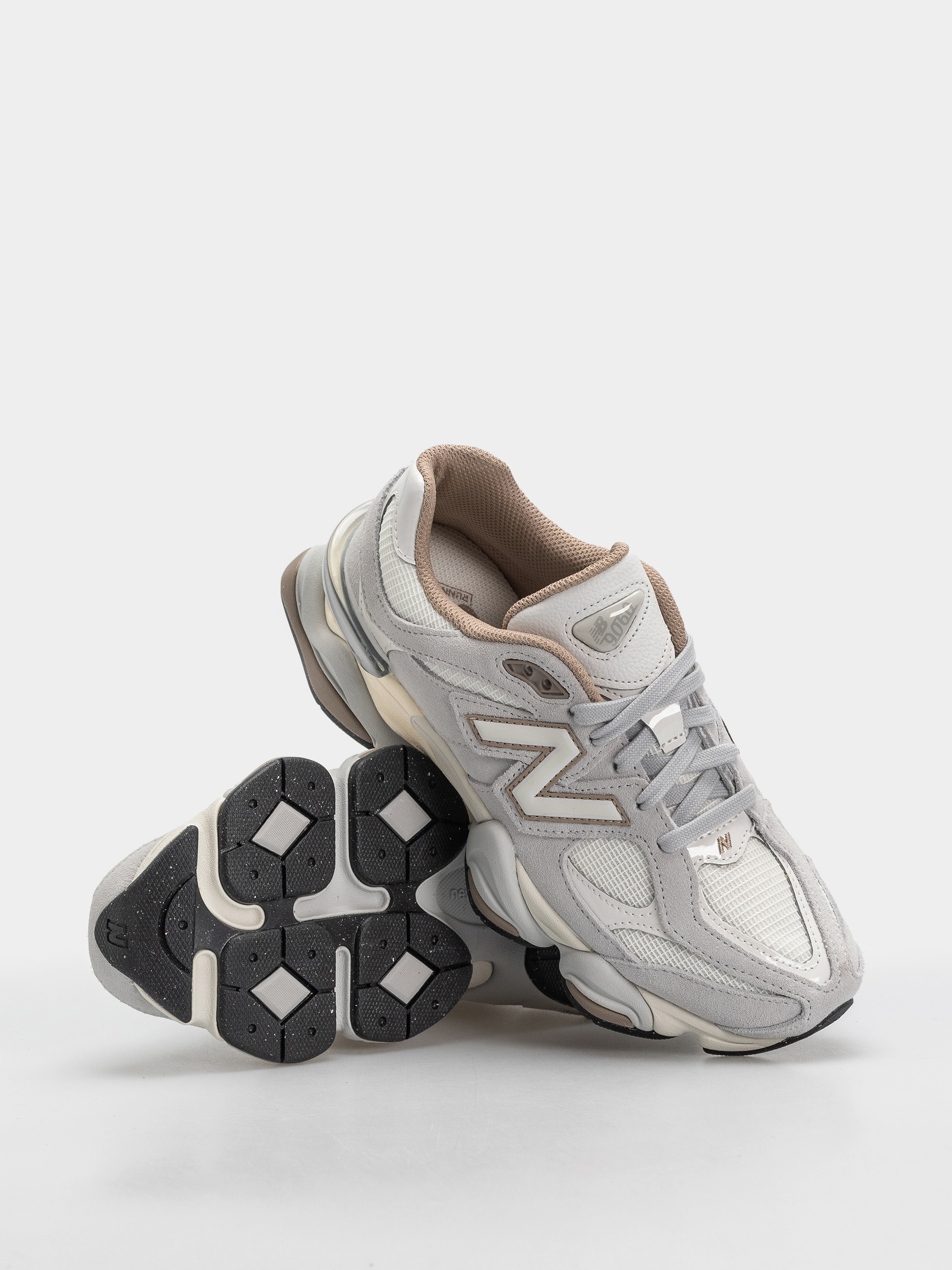 Topánky New Balance 9060 (driftwood/sea salt)