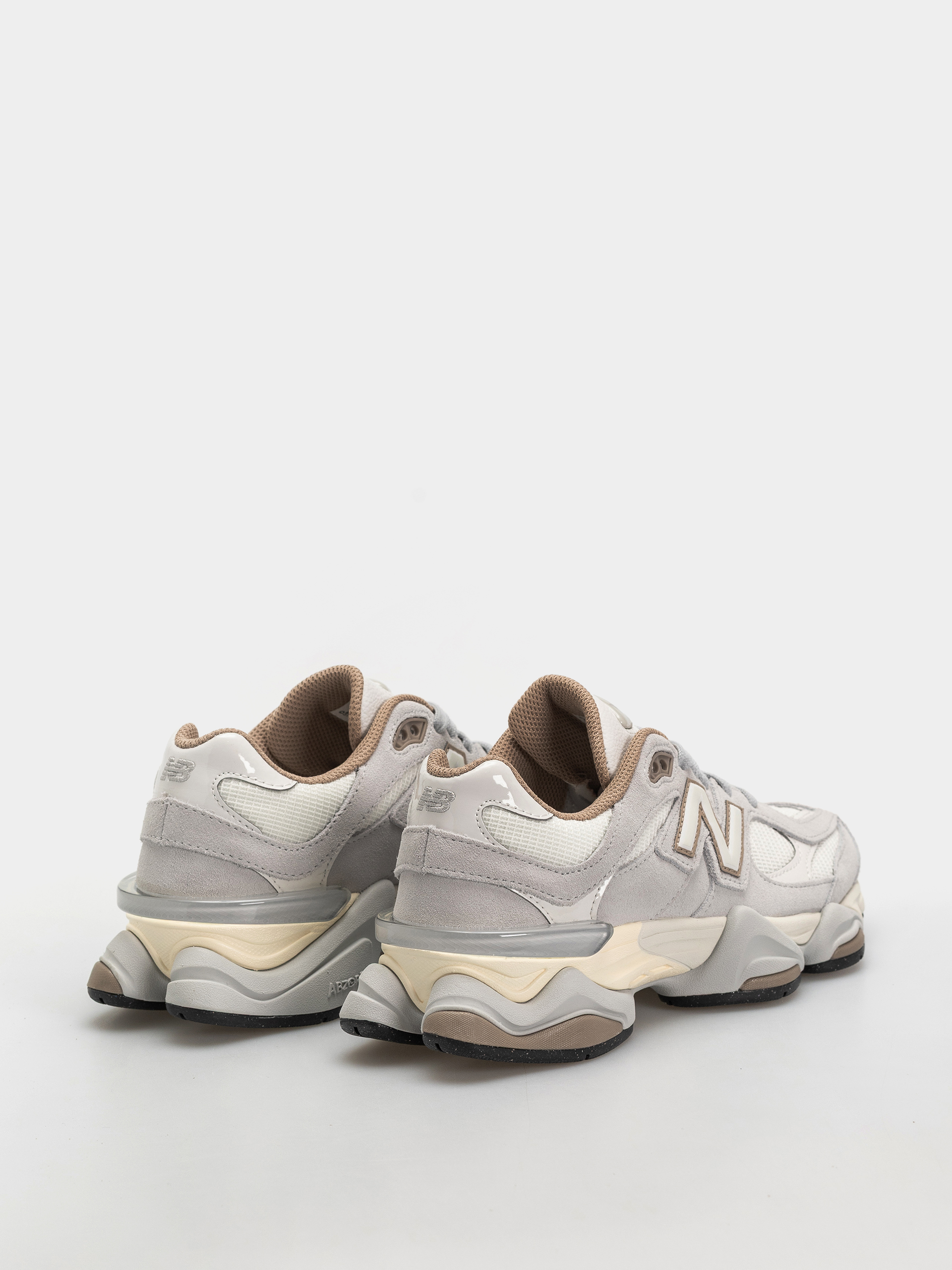 Topánky New Balance 9060 (driftwood/sea salt)