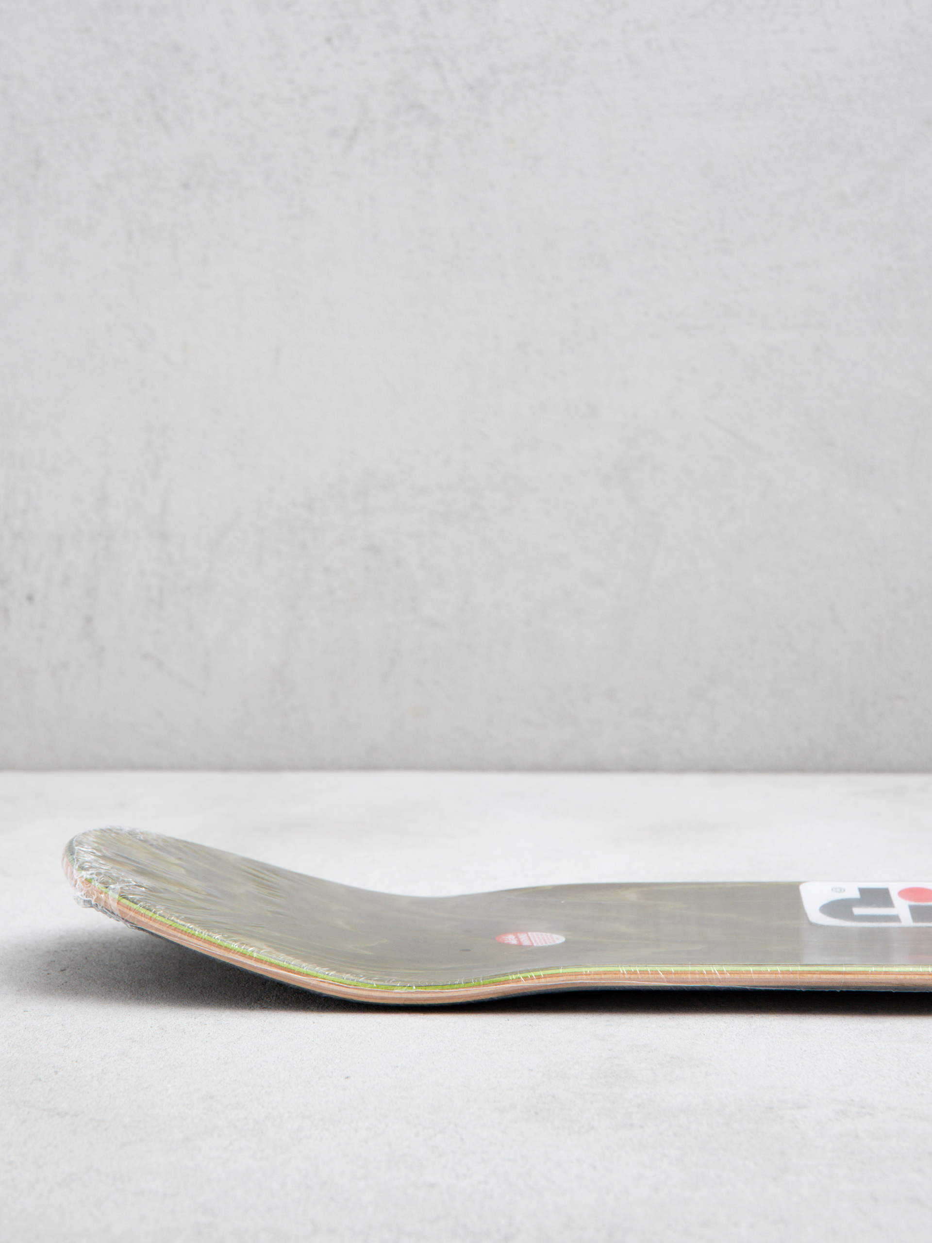Doska Flip Skin and Bones