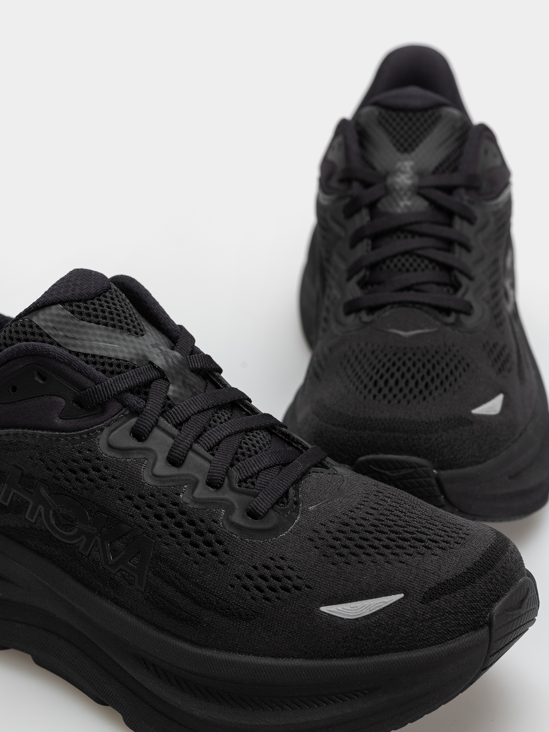 Topánky Hoka Bondi 9 (black/black)