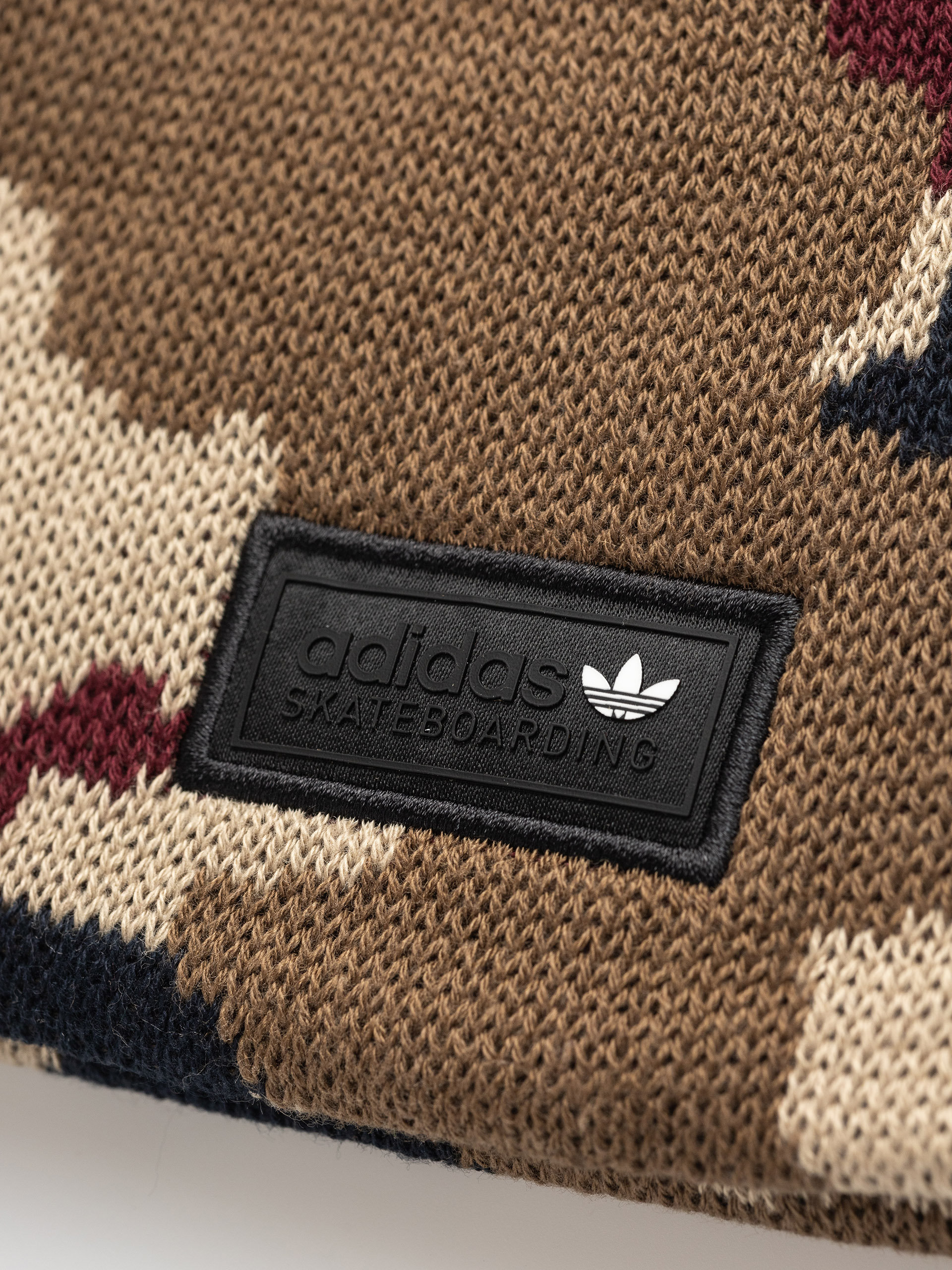 Čiapka adidas Fs+ Camo (khathr/khasix/aurink)