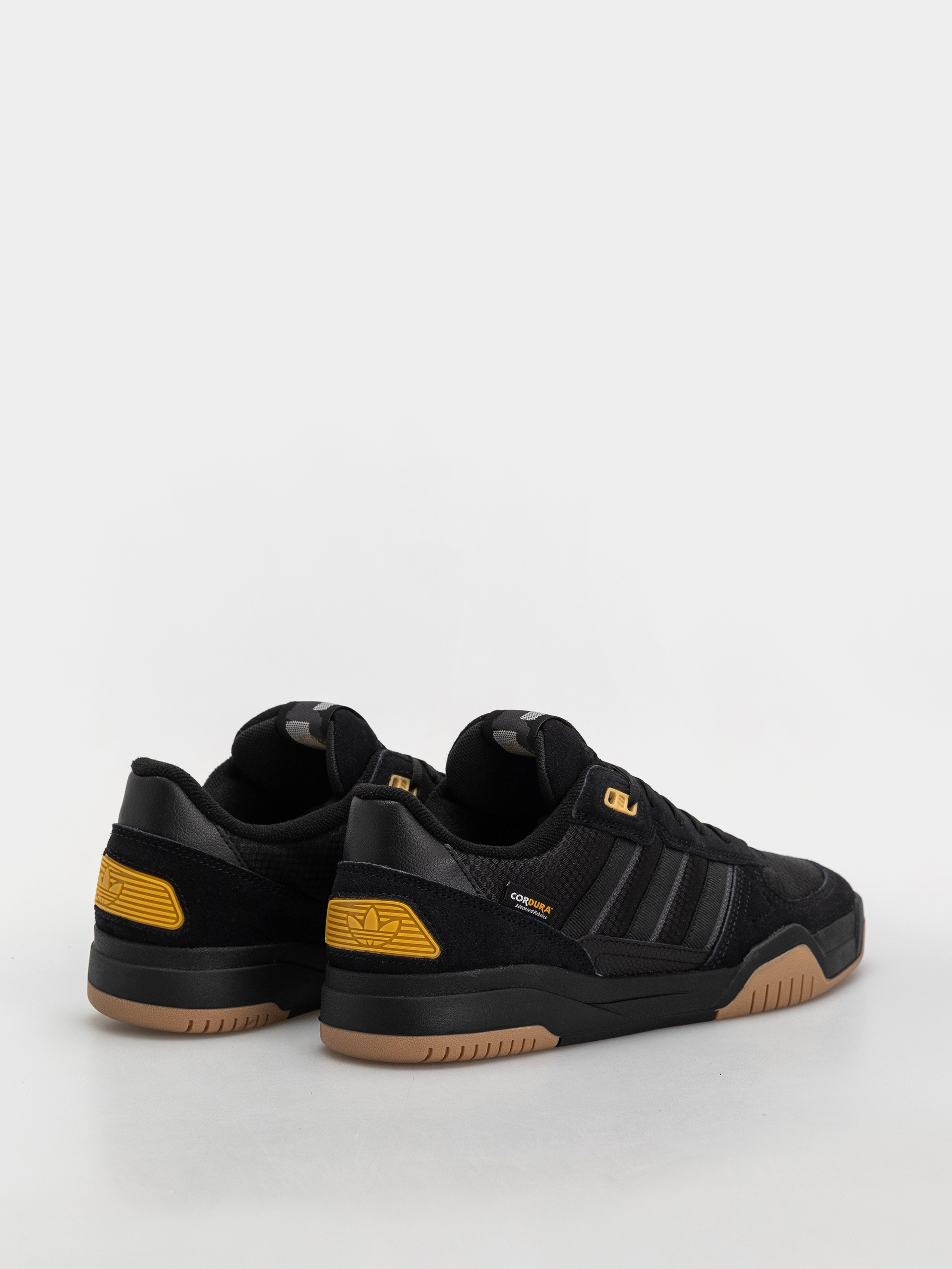 Topánky adidas Tekkira Cup (carbon/carbon/cblack)