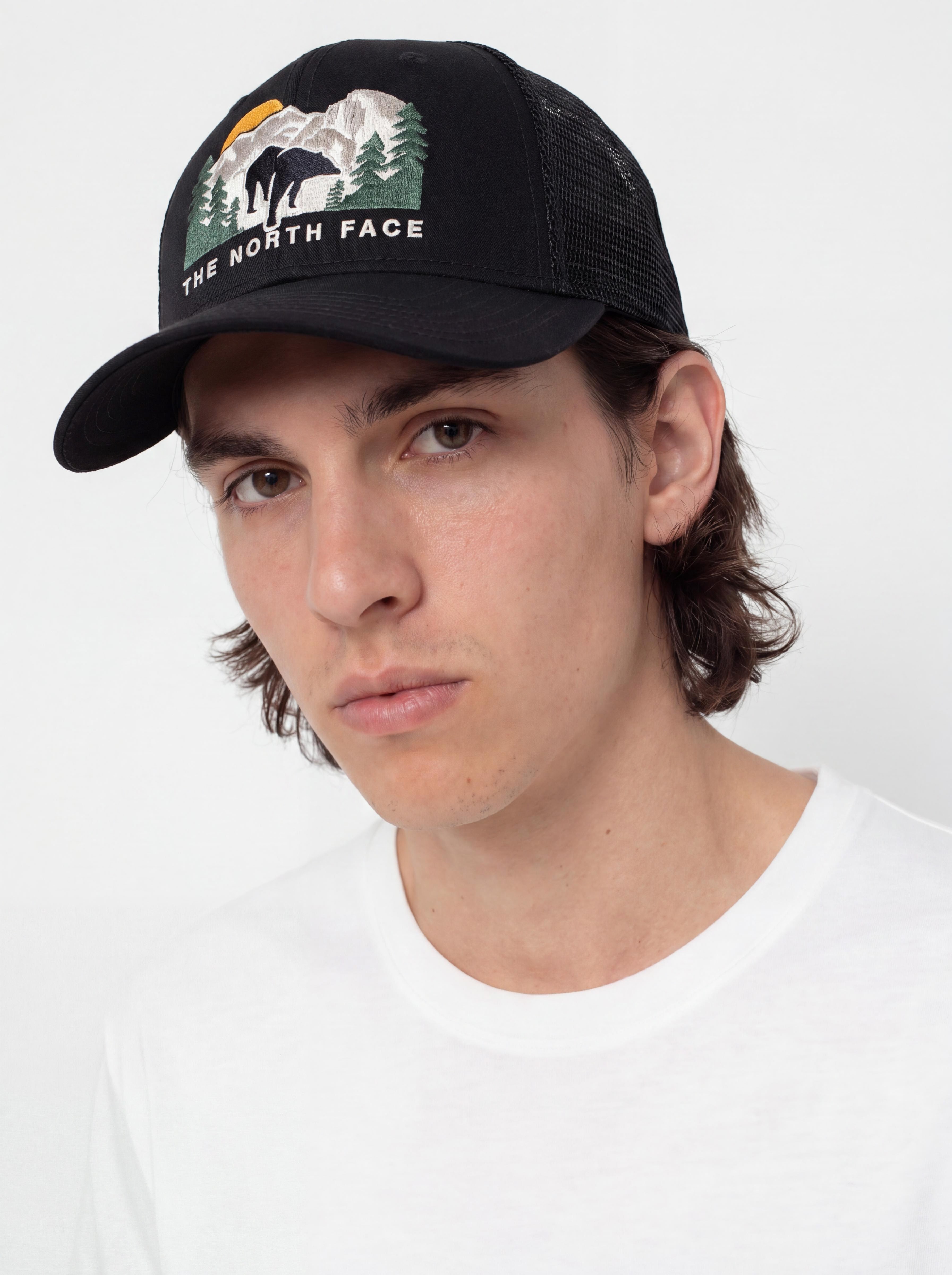Šiltovka The North Face Embroidered Mudder Trucker (tnf black/tnf black/bear green)