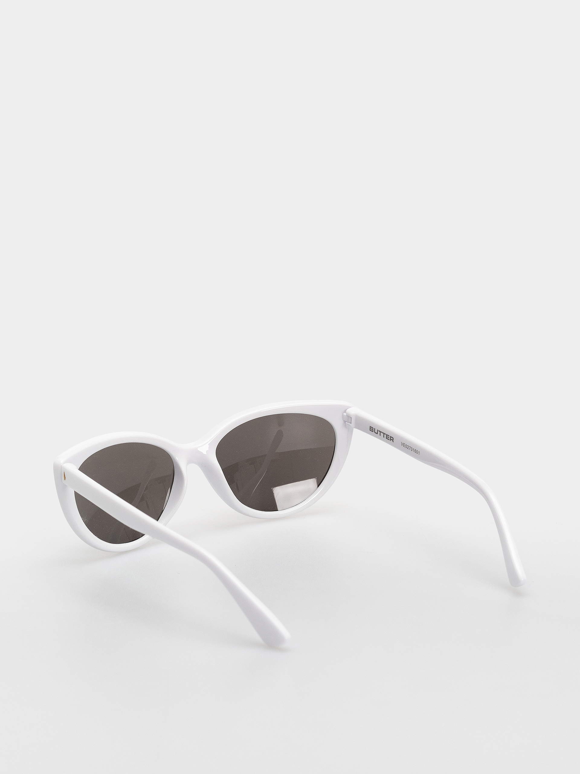Slnečné okuliare Volcom Butter Wmn (gloss white/gray)