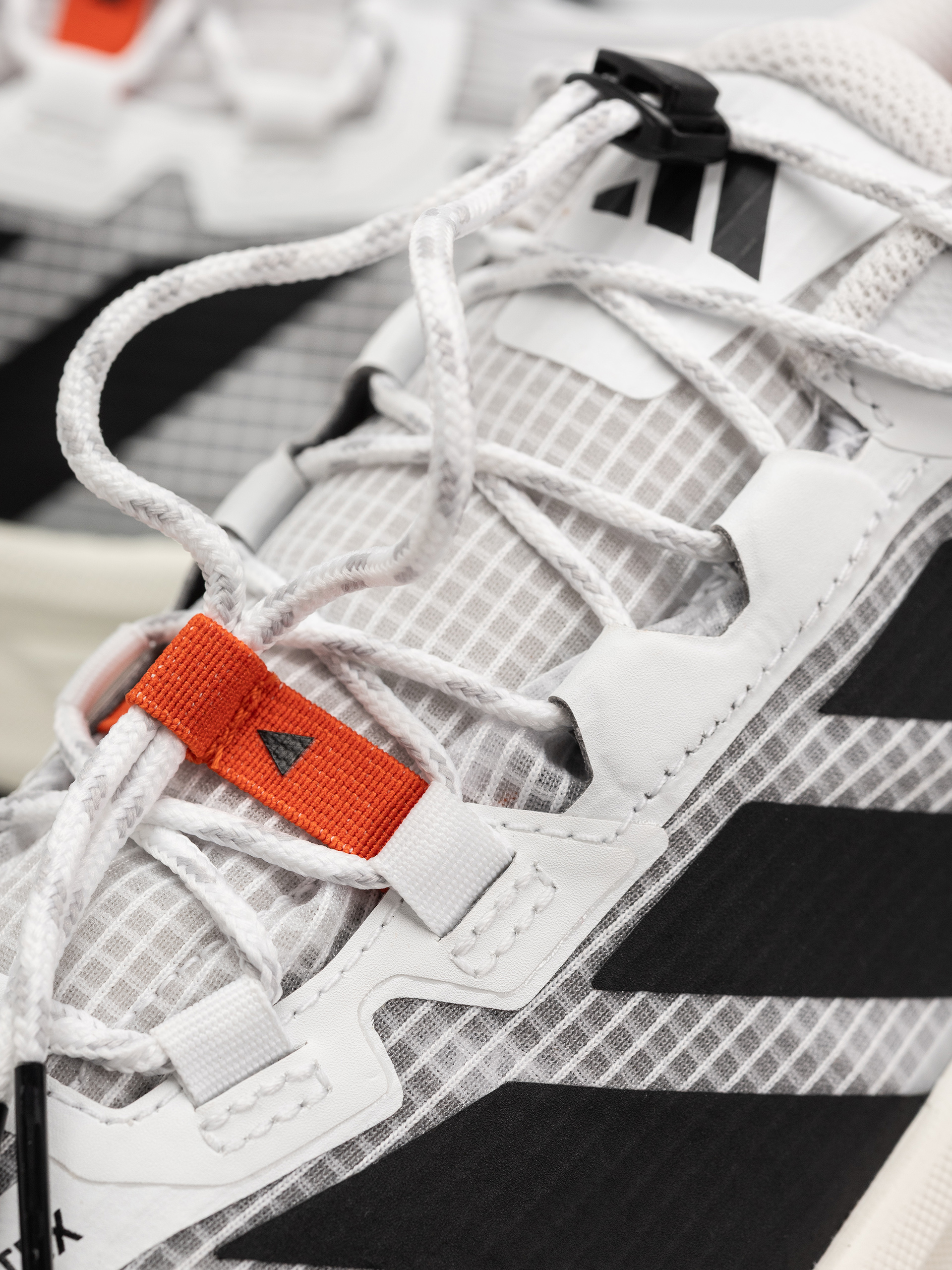 Topánky adidas Terrex Freehiker Sl (ftwwht/cblack/seimor)