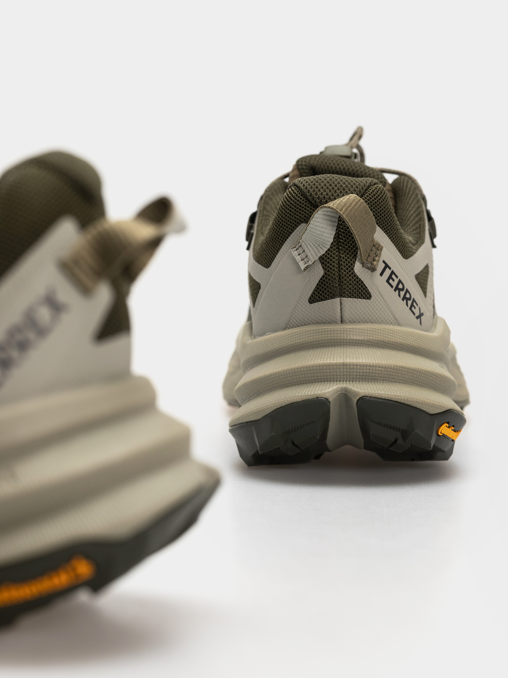 Topánky adidas Terrex Freehiker Sl (olistr/ngtcar/silpeb)