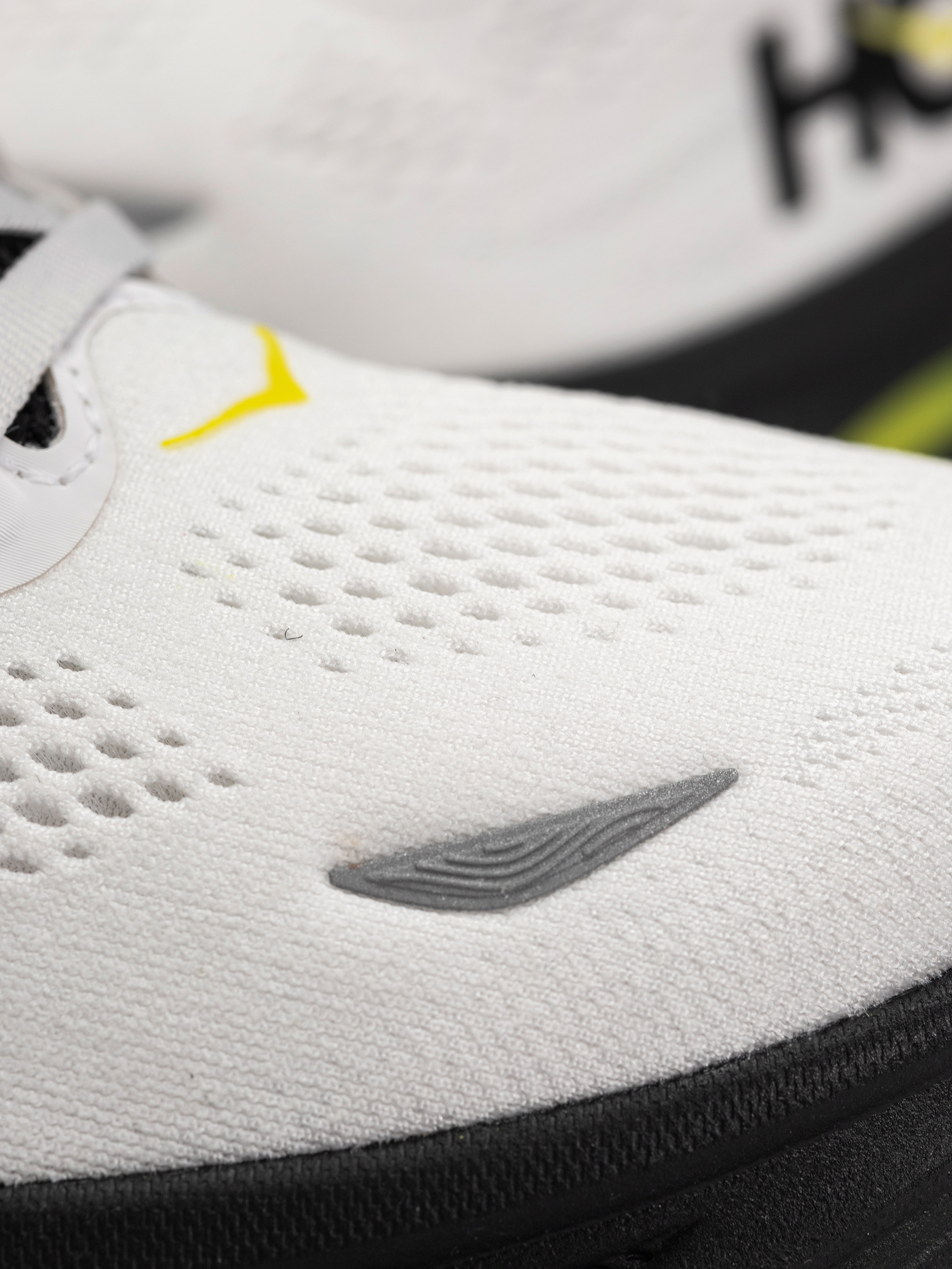 Topánky Hoka Bondi 9 (white/citrus)