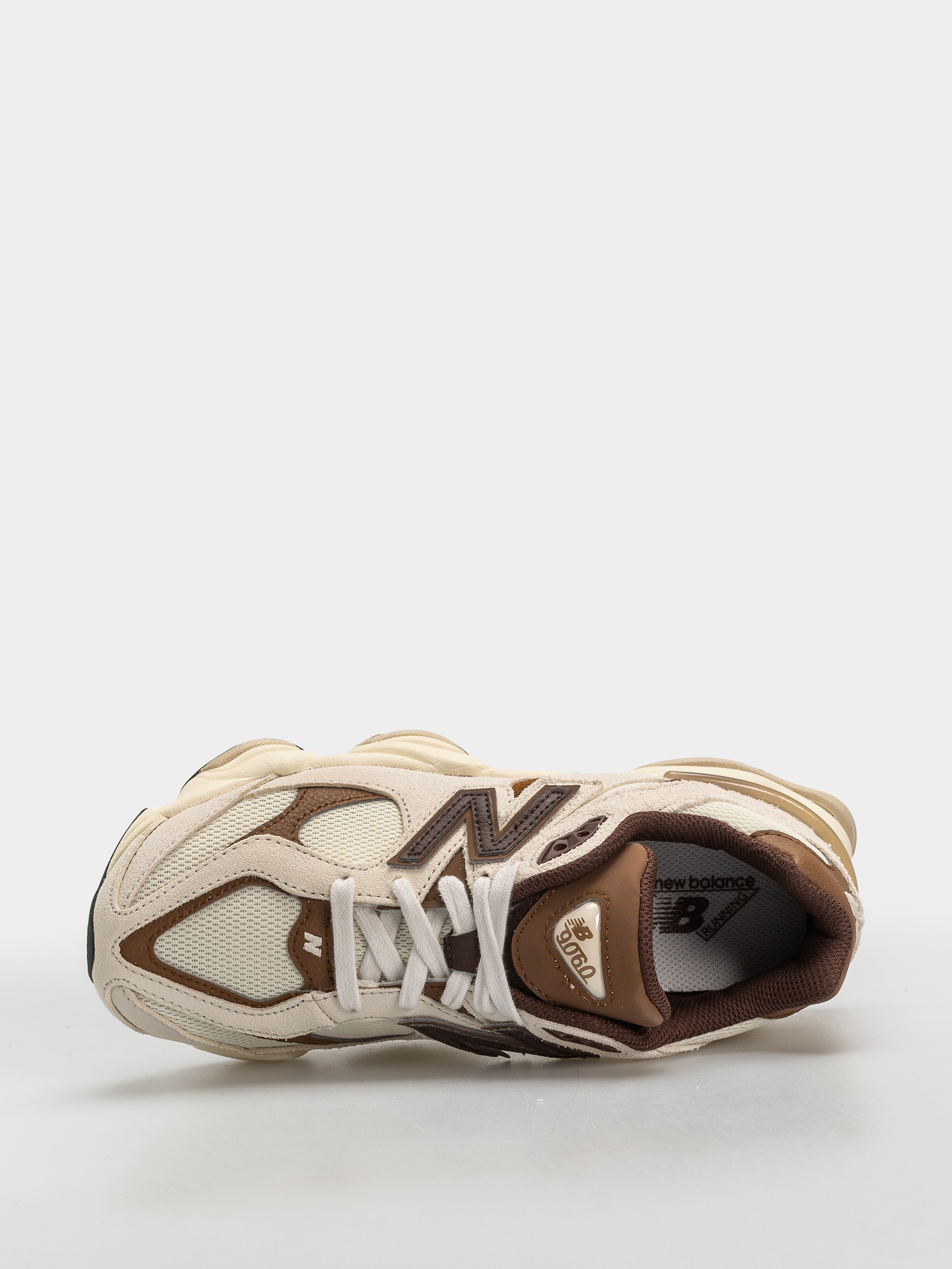 Topánky New Balance 9060 JR (breakfast tea/angora)