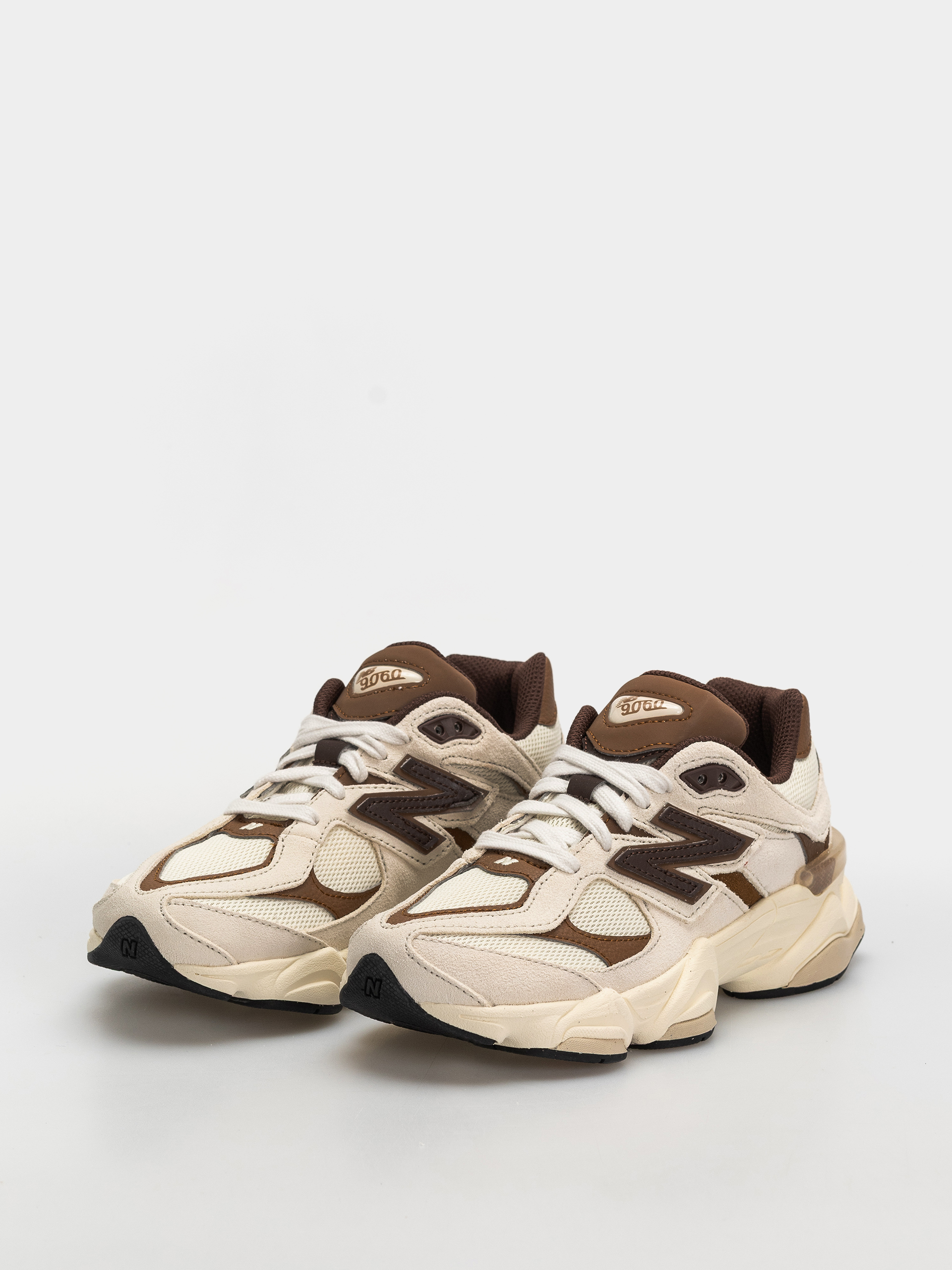 Topánky New Balance 9060 JR (breakfast tea/angora)