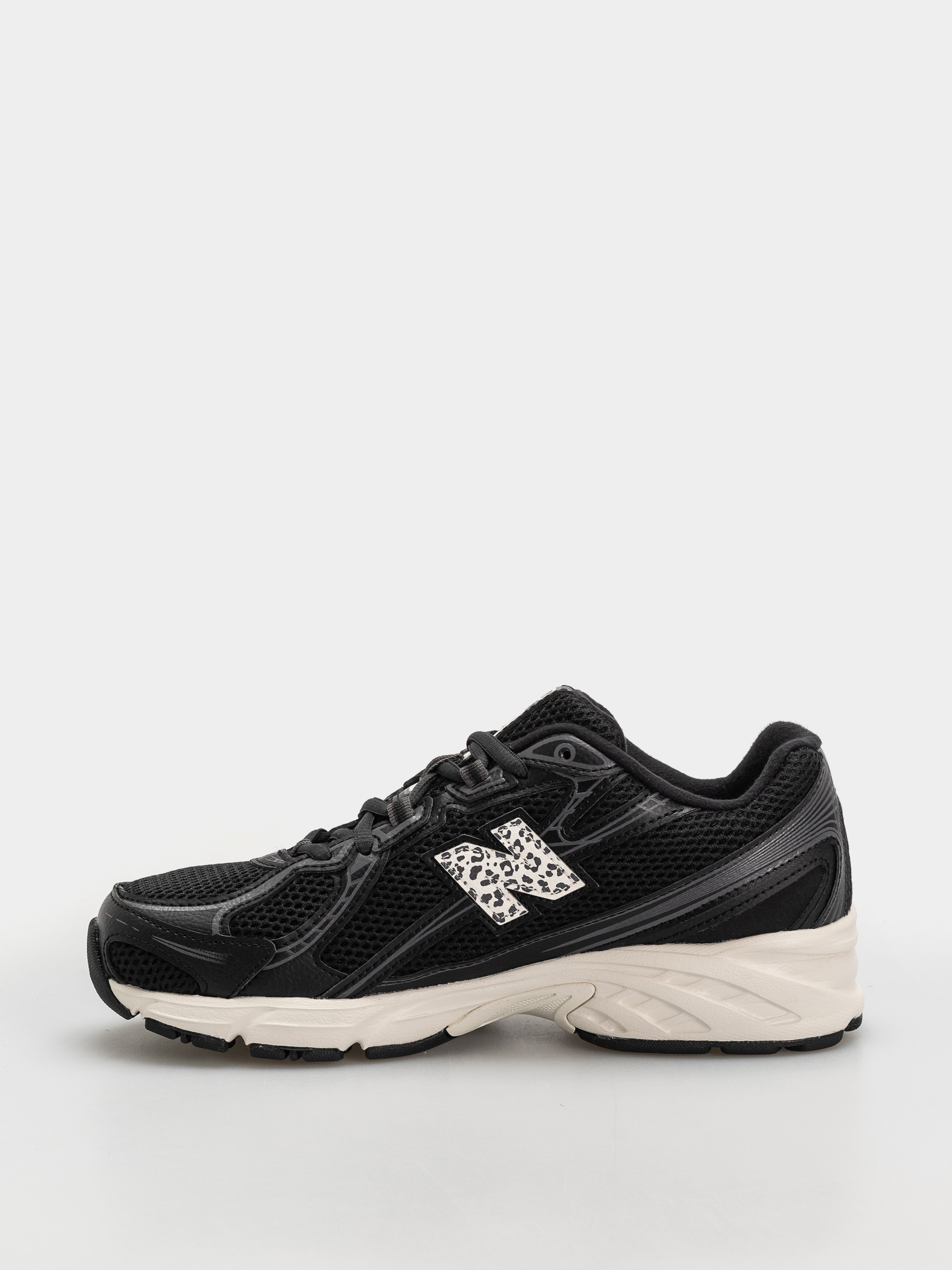Topánky New Balance 740 (black/sea salt)