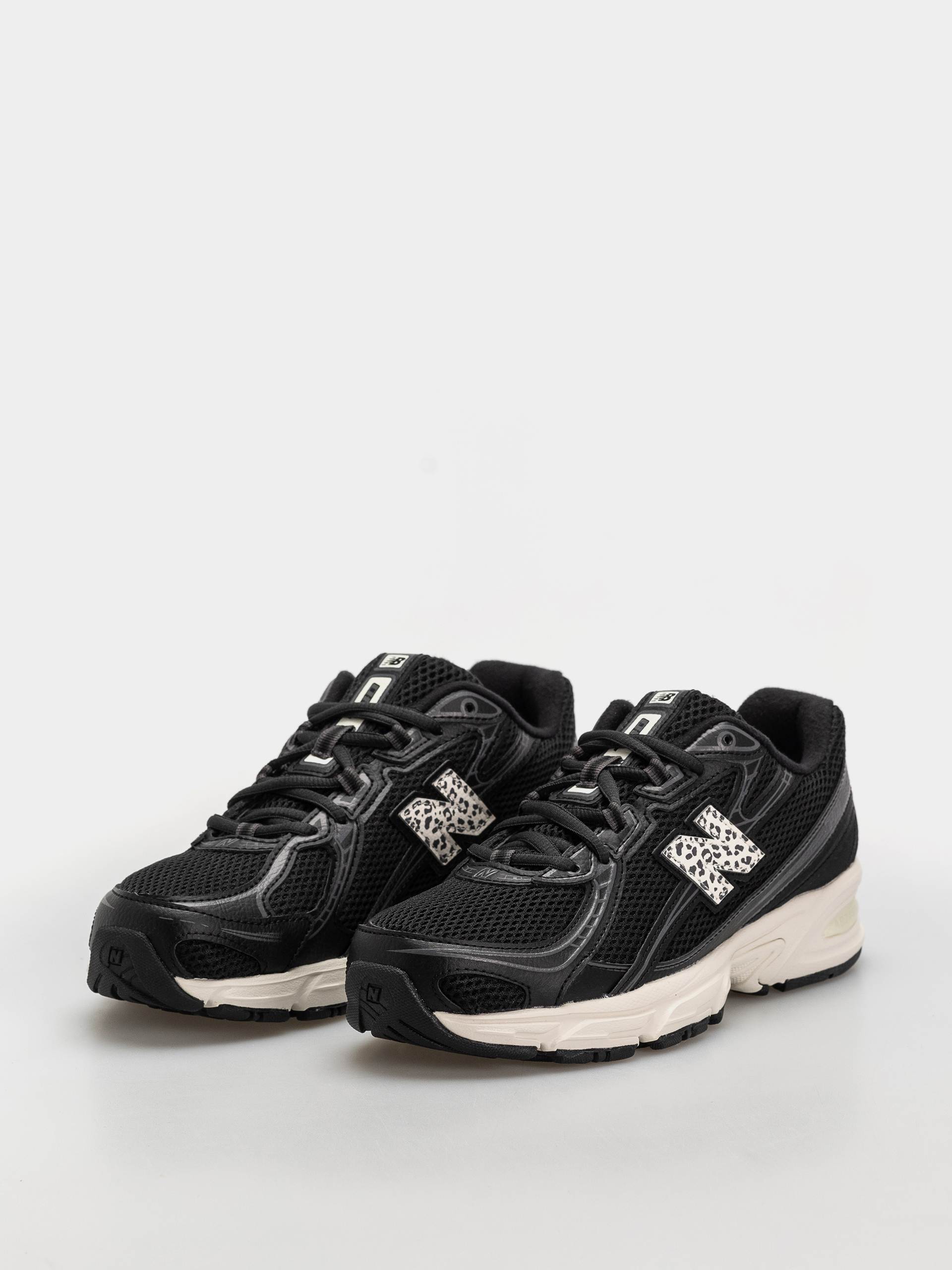 Topánky New Balance 740 (black/sea salt)