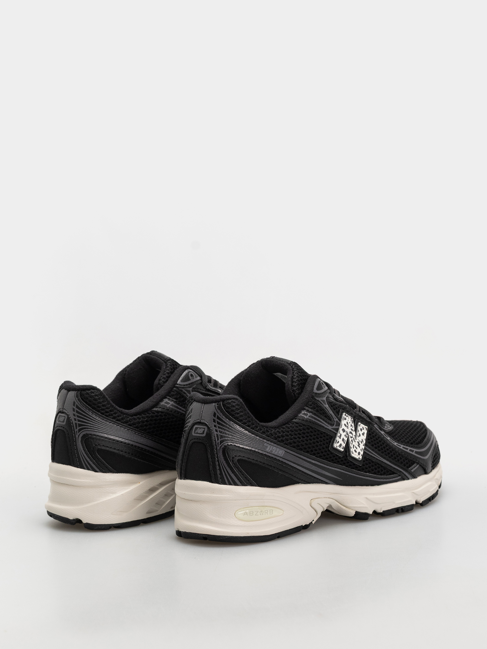 Topánky New Balance 740 (black/sea salt)