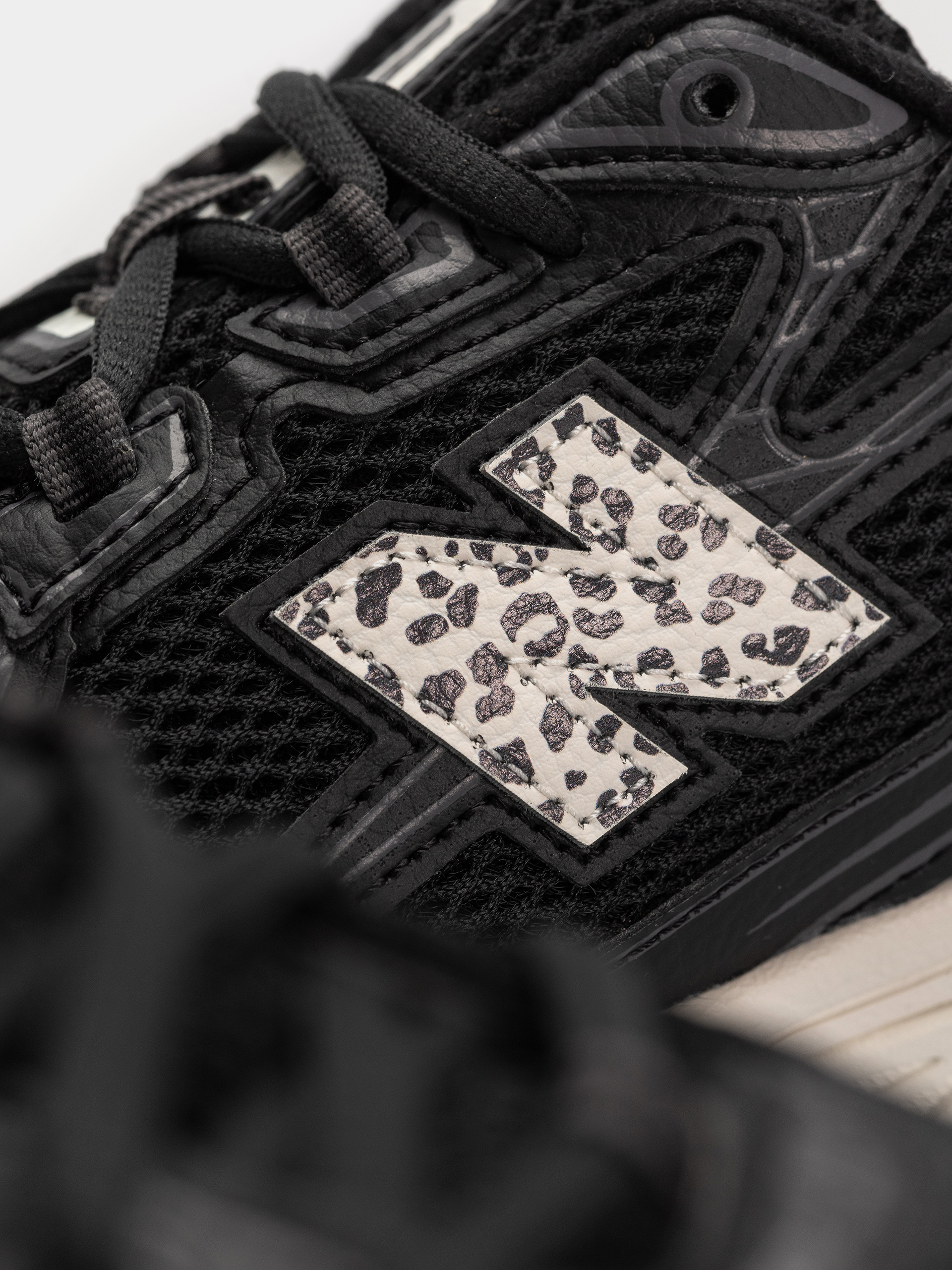 Topánky New Balance 740 (black/sea salt)
