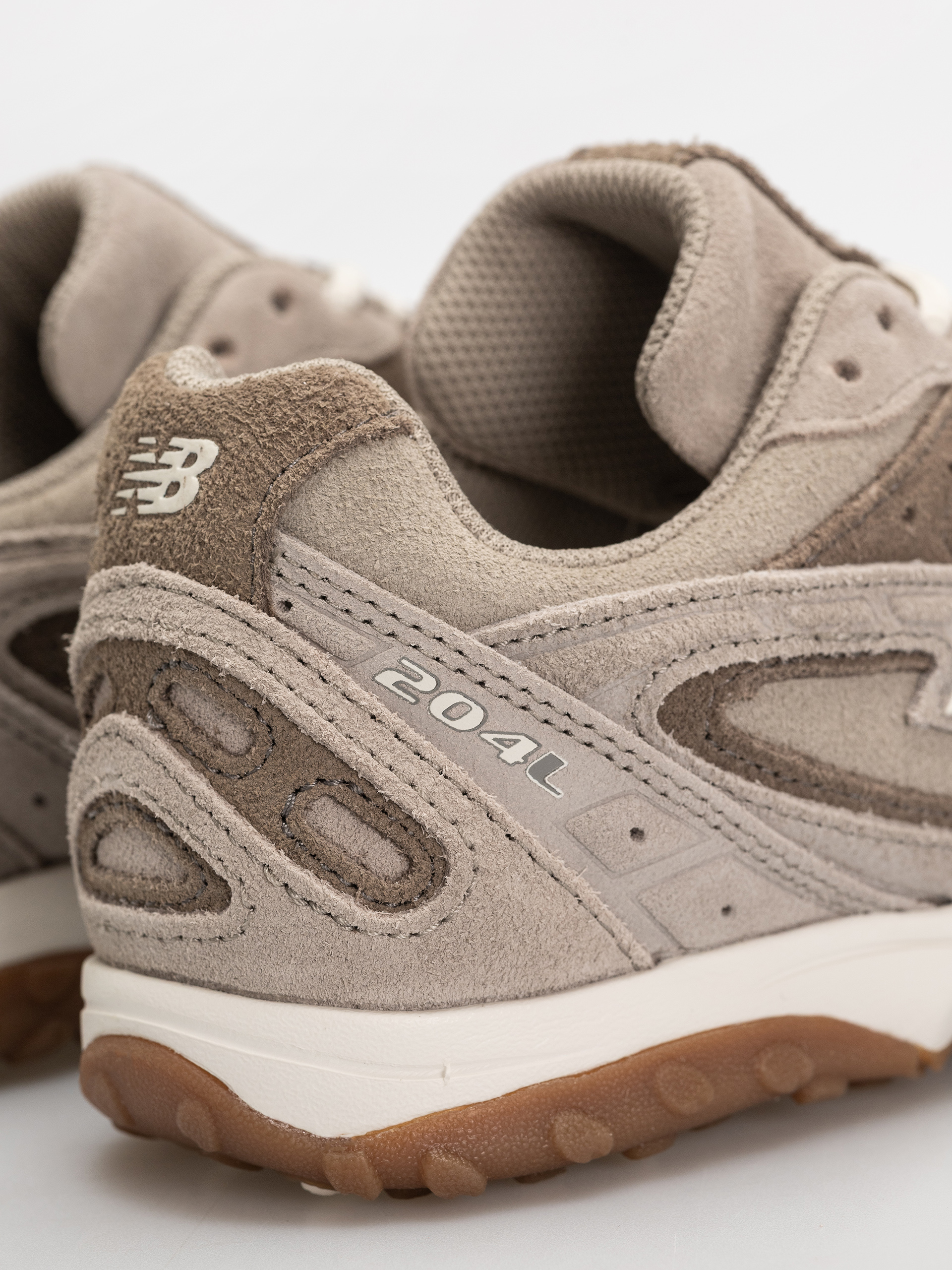Topánky New Balance 204L (arid stone/thunder brown)