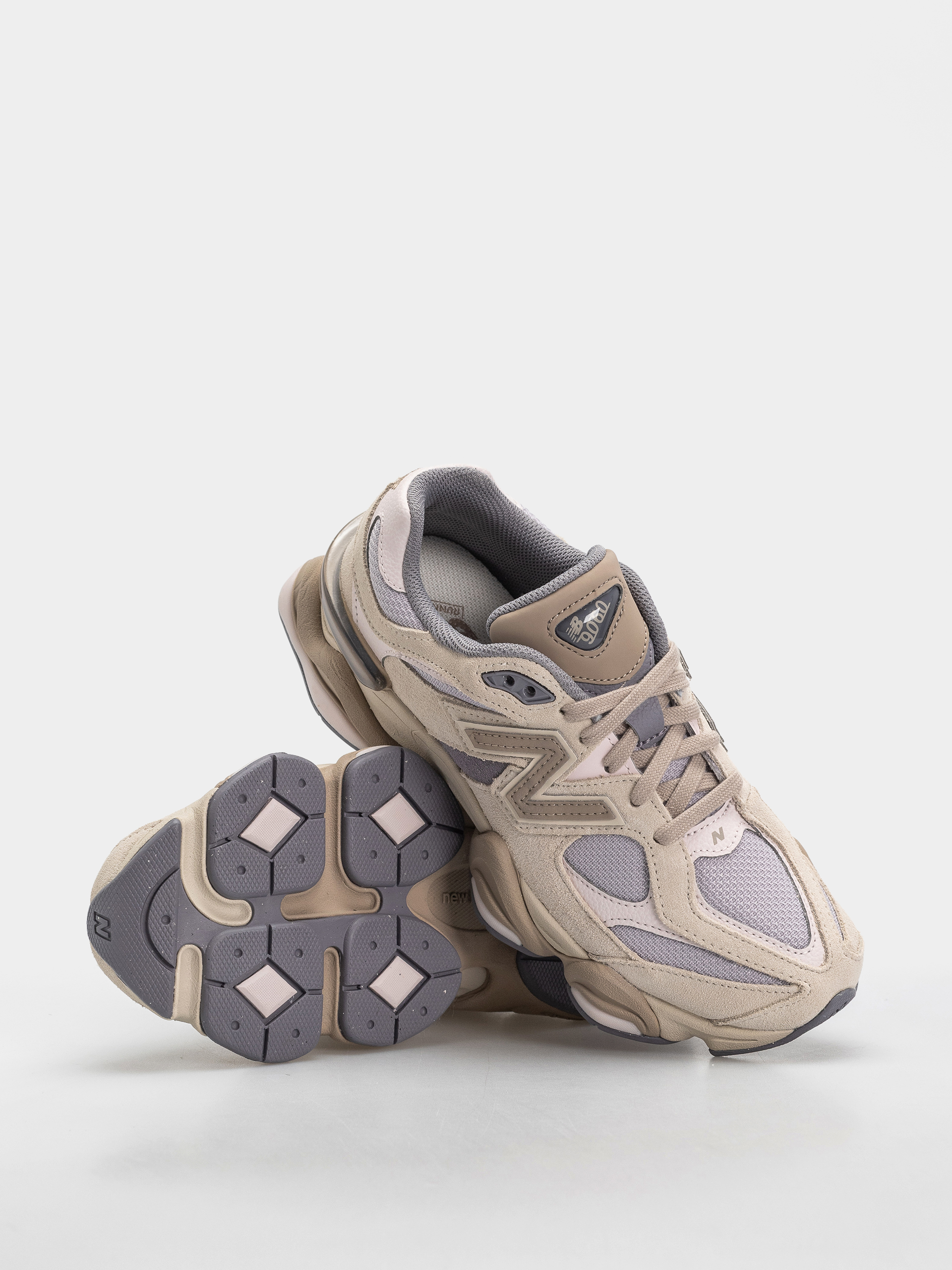 Topánky New Balance 9060 (timberwolf/driftwood)