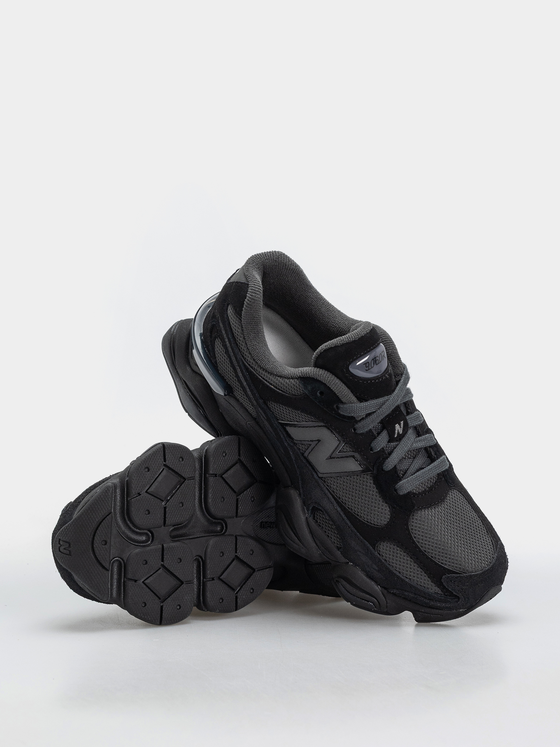 Topánky New Balance 9060 (black/blacktop)