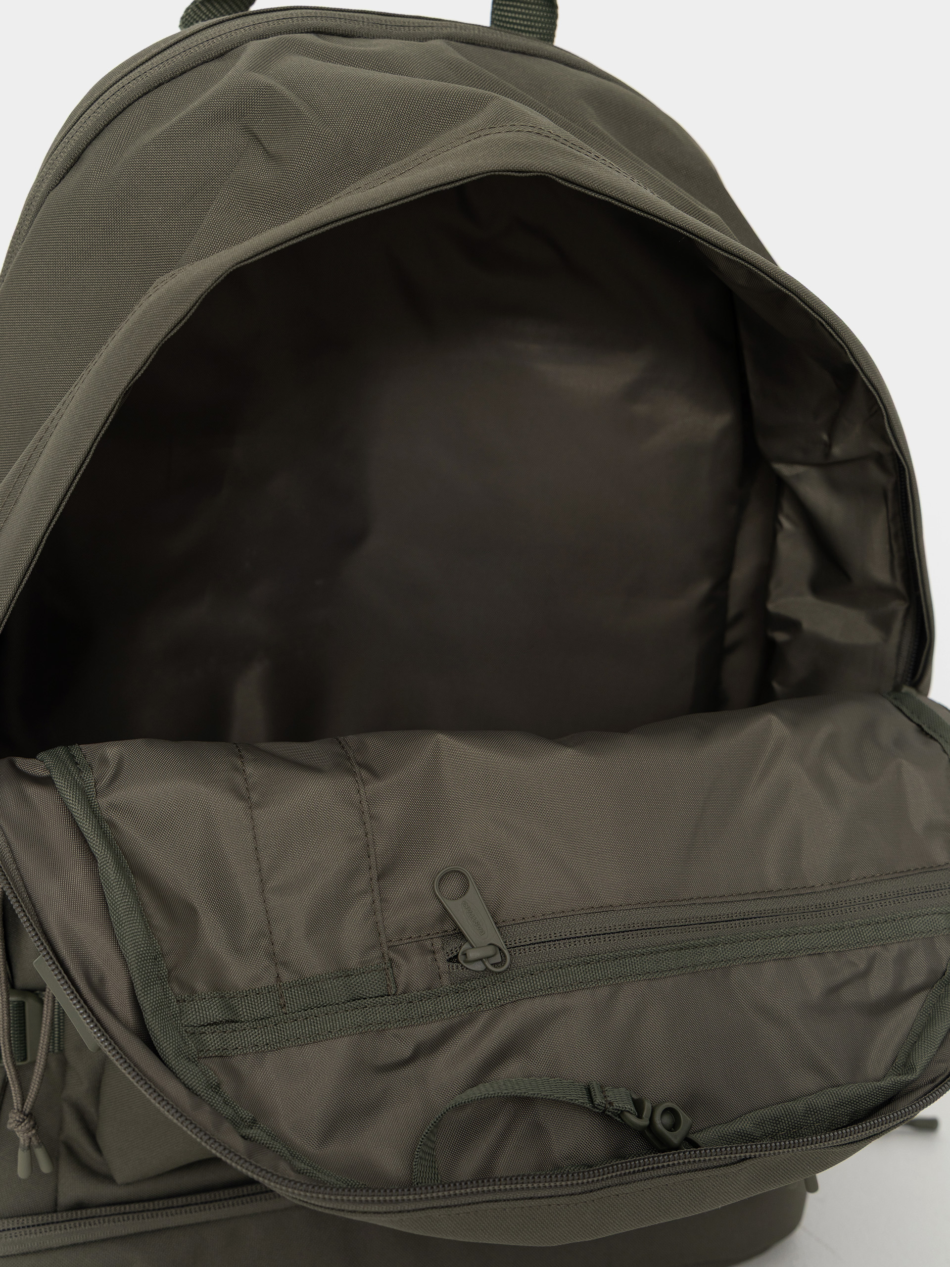 Batoh Eastpak Everyday Pak'R (monotone khaki)
