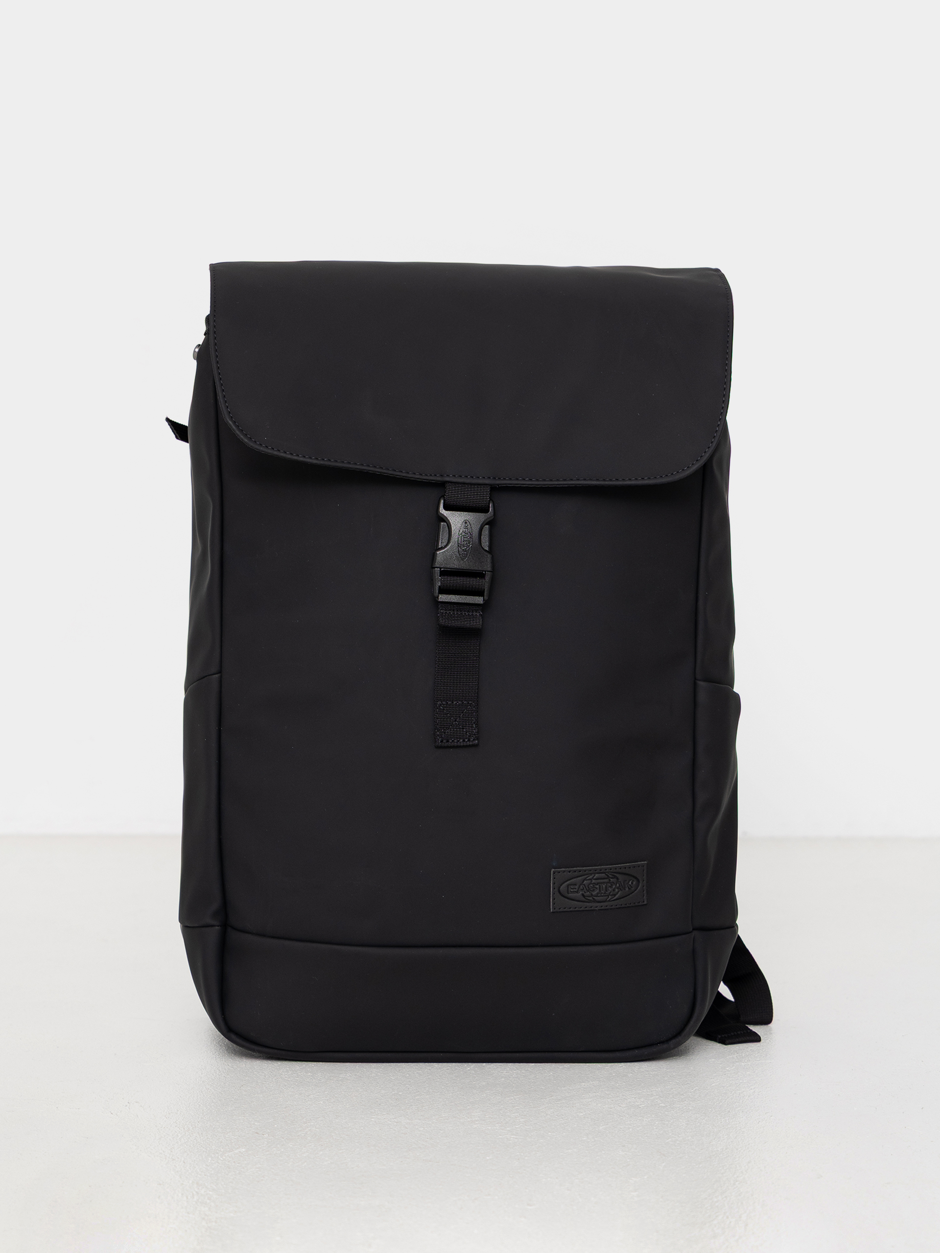 Batoh Eastpak Yarin (cnnct f matte black)