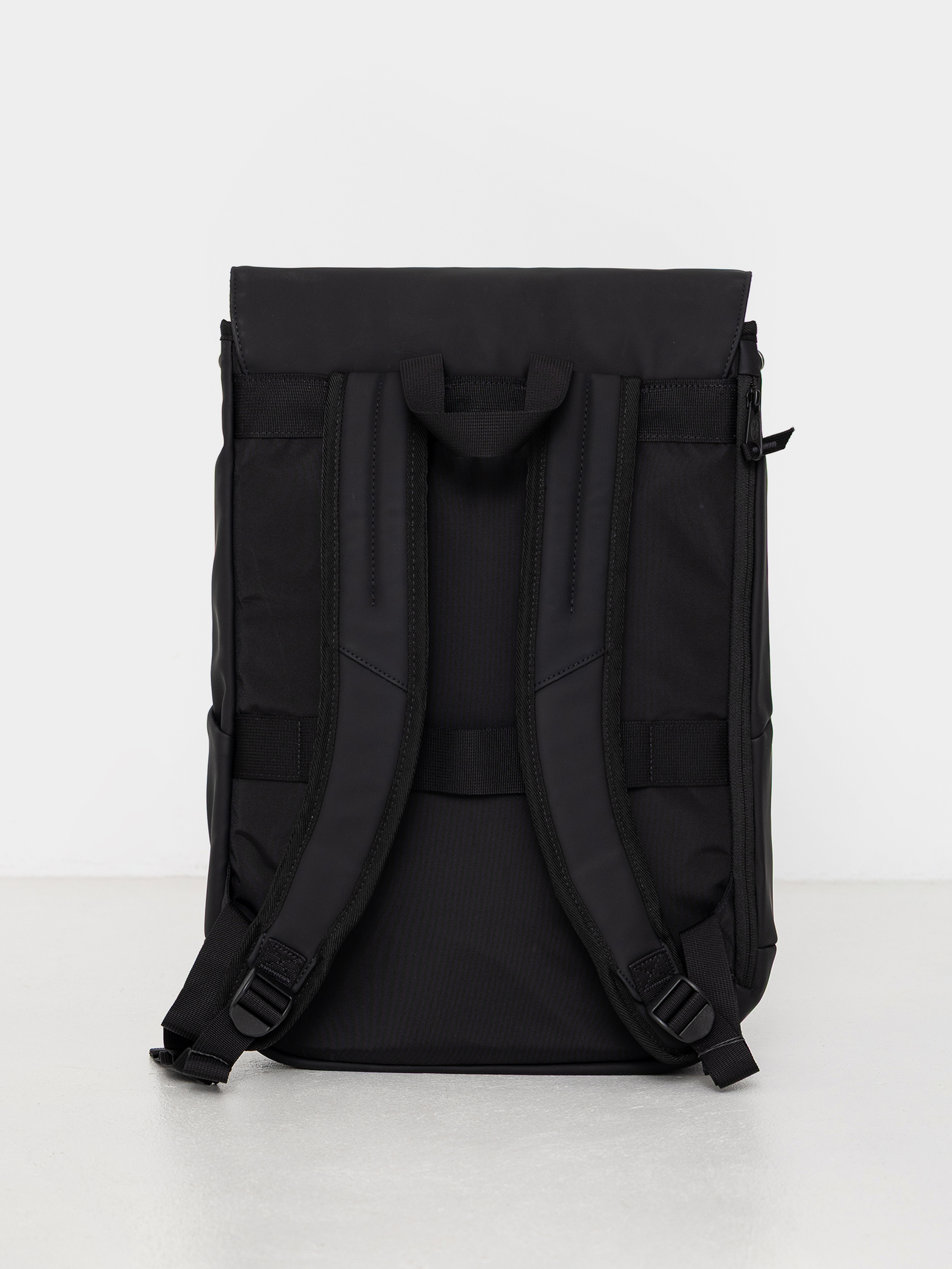 Batoh Eastpak Yarin (cnnct f matte black)