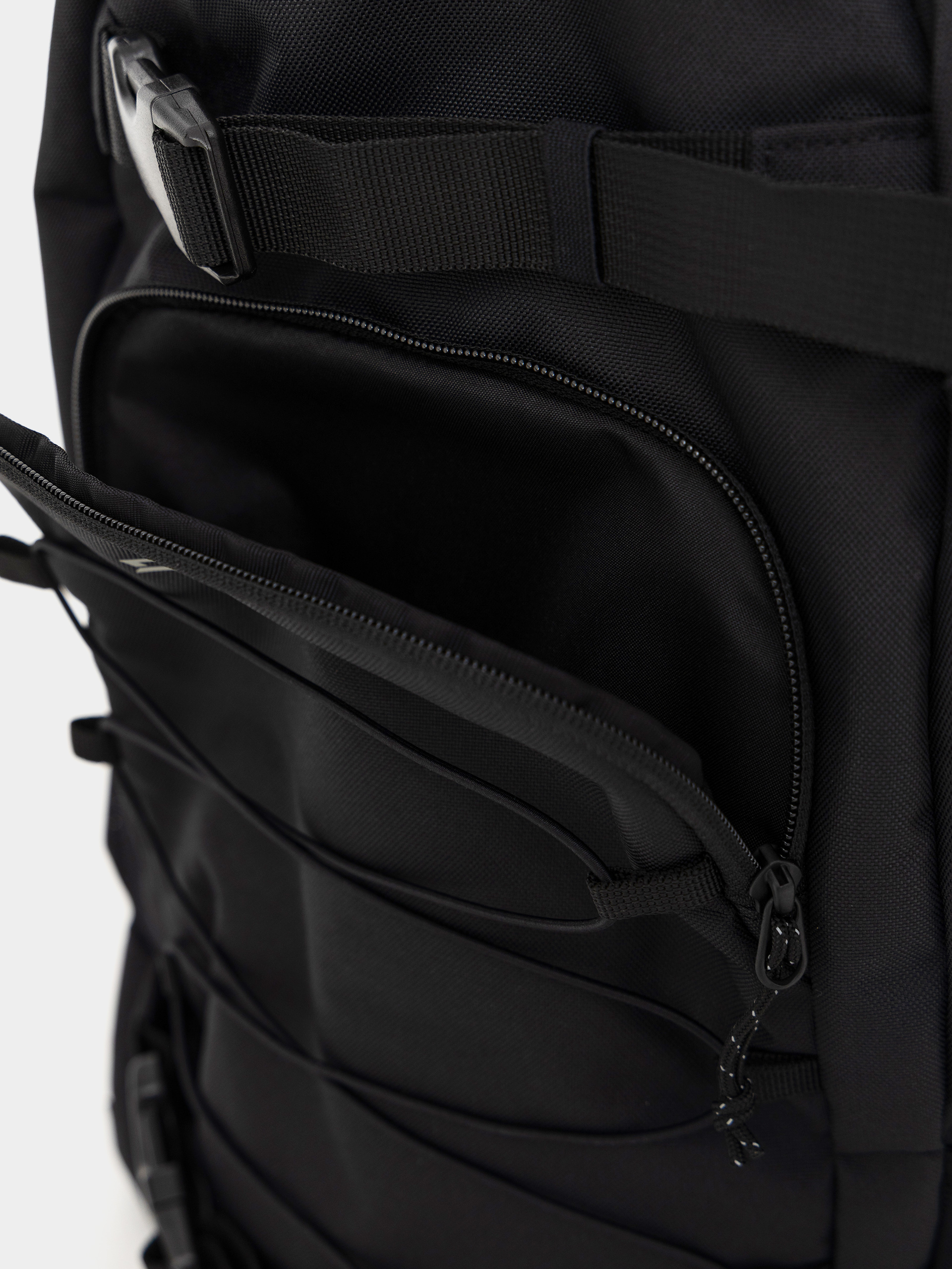 Batoh Dakine Grom 23L (black)