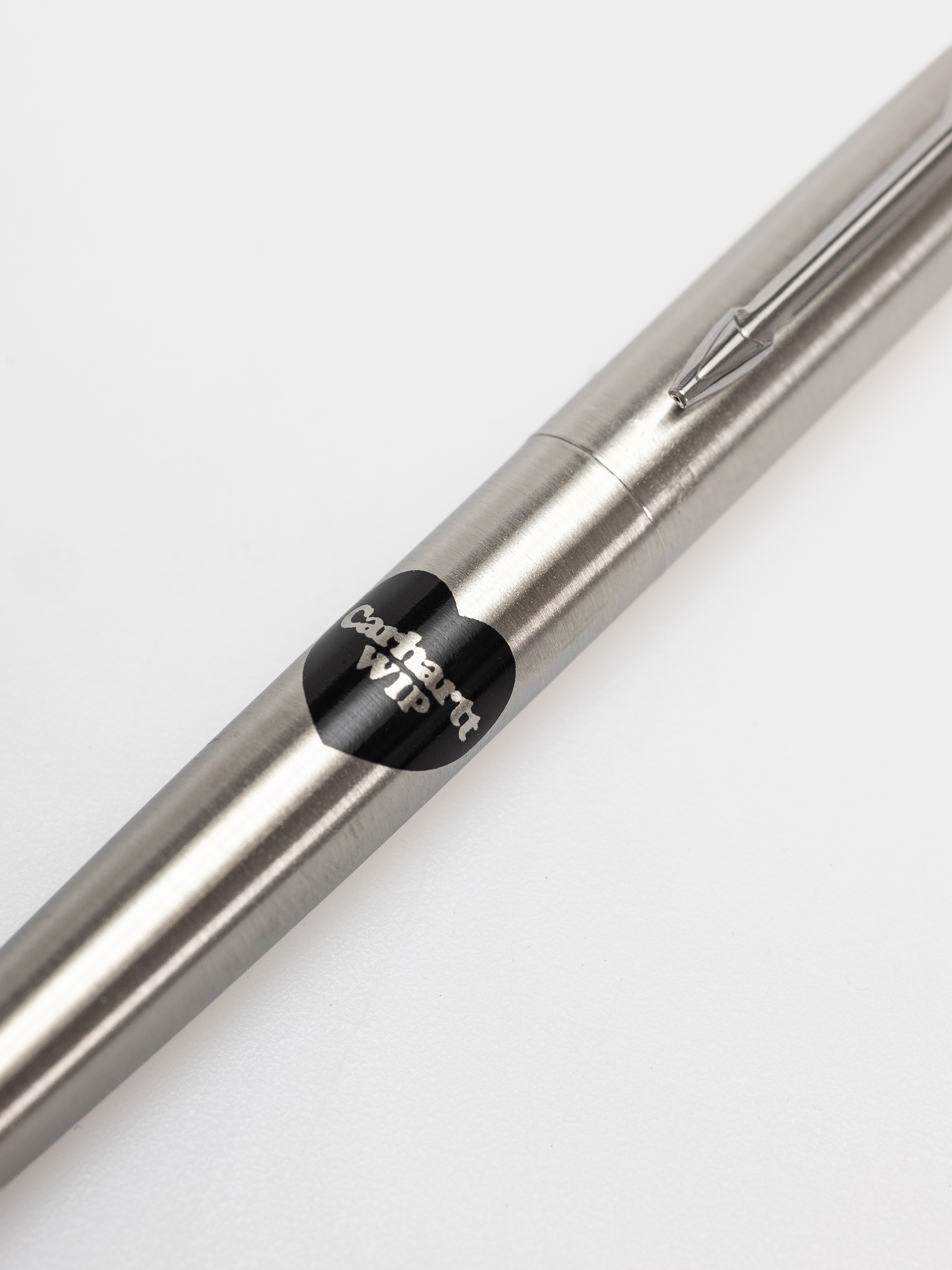Pero Carhartt WIP Parker Jotter Heart (silver)