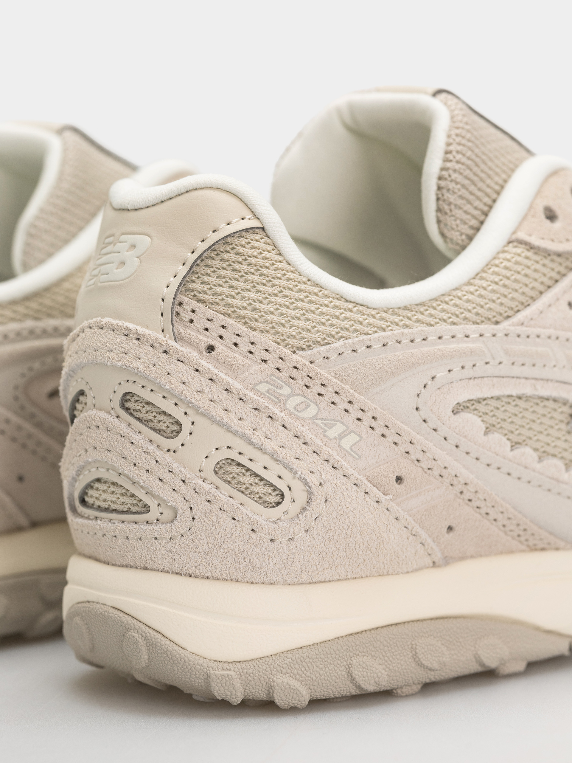 Topánky New Balance 204L (sea salt)