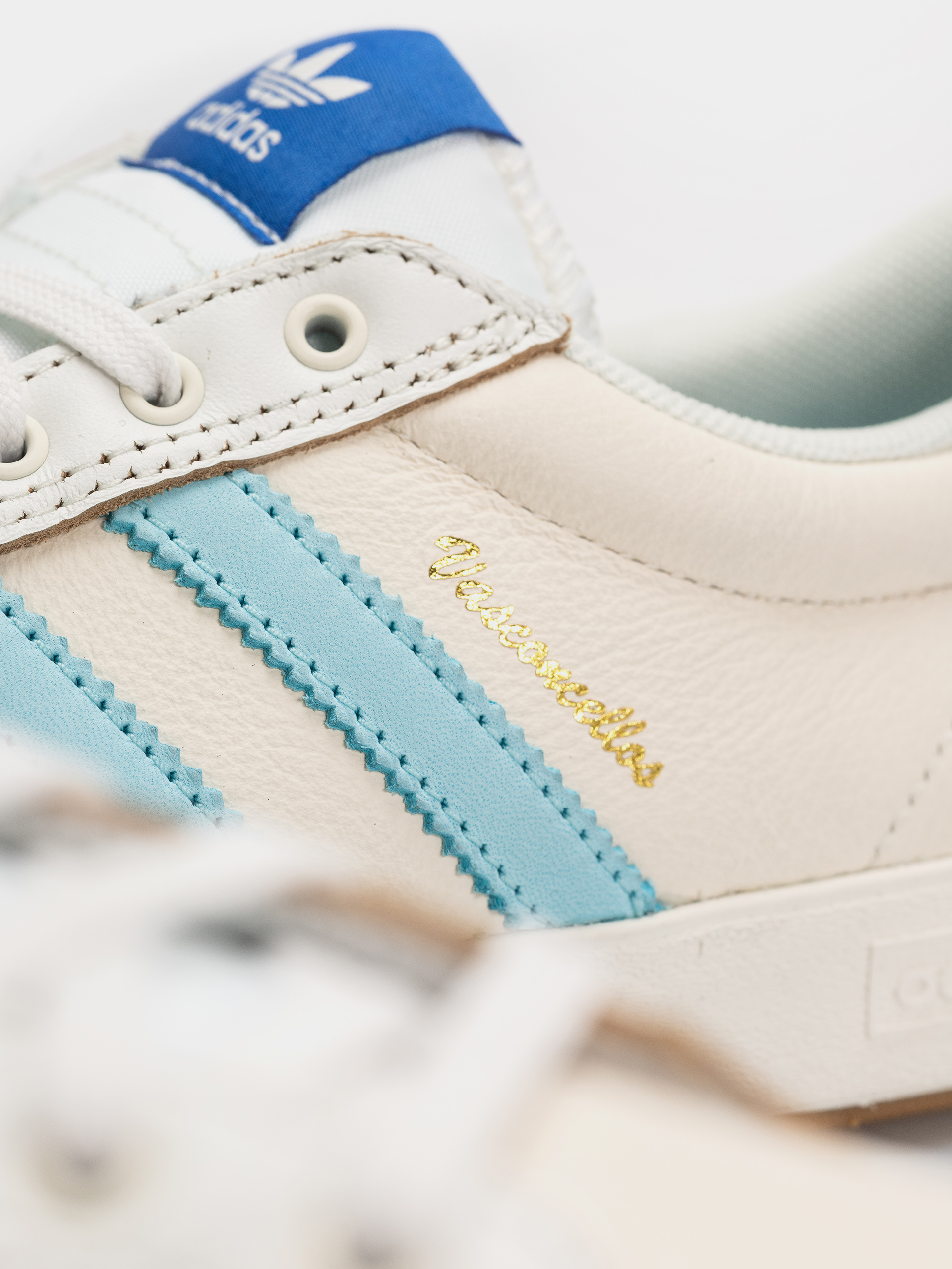 Topánky adidas Nora (cwhite/bliblu/cwhite)