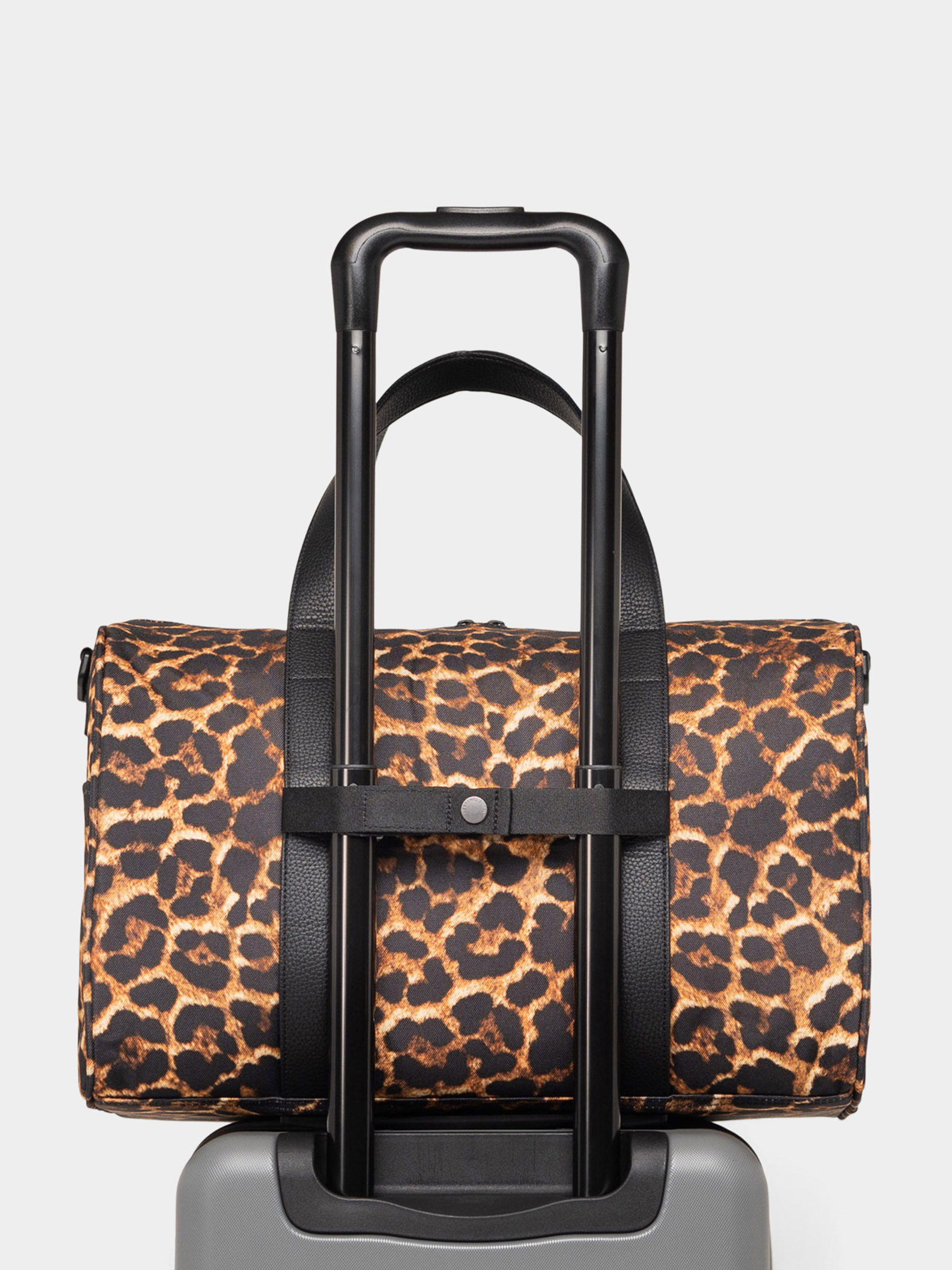 Taška Herschel Supply Co. Novel Carry On (digi leopard light)
