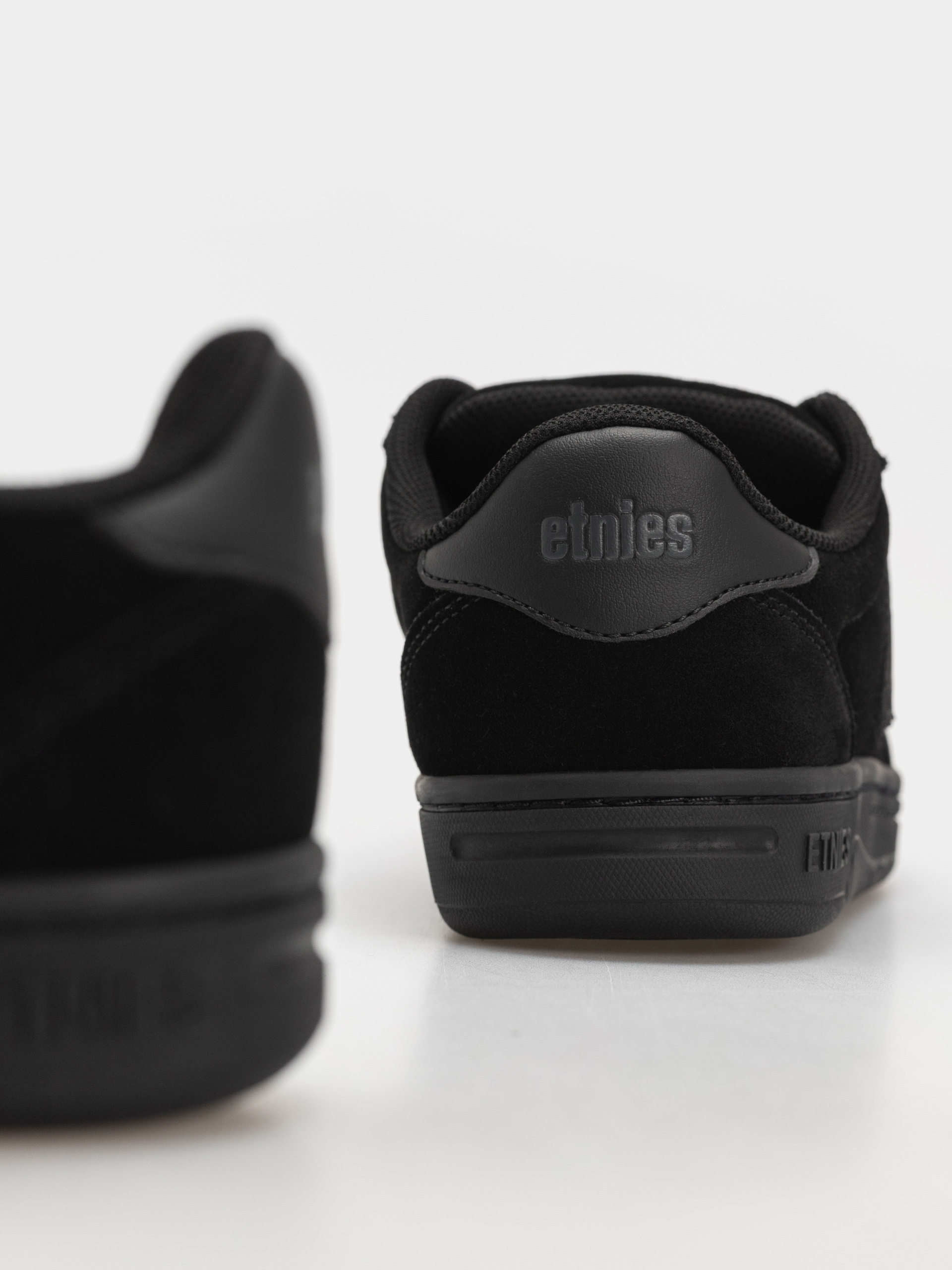 Topánky Etnies Locut (black raw)