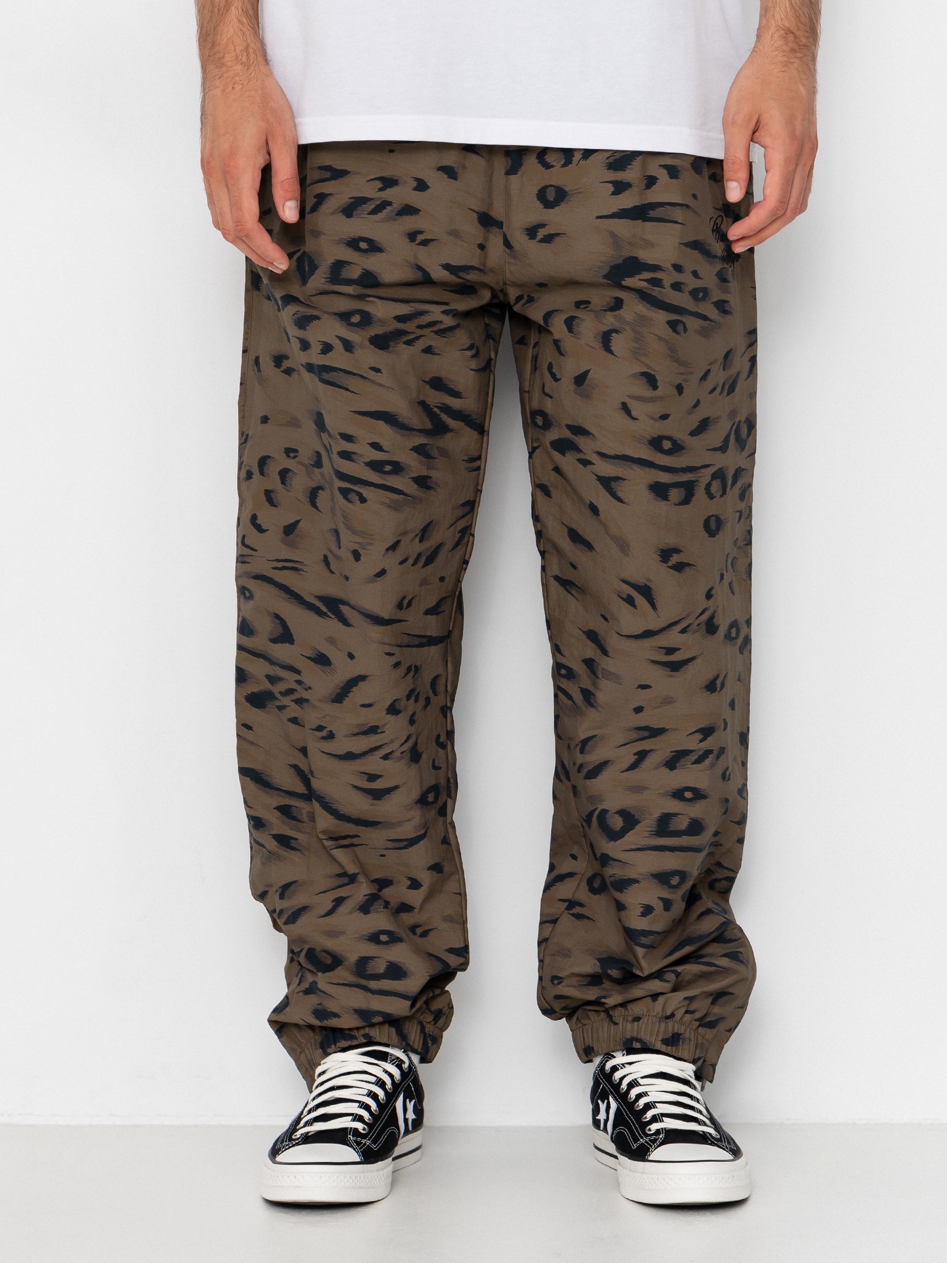 Nohavice Carhartt WIP Travon (duck feather print cypress/black)