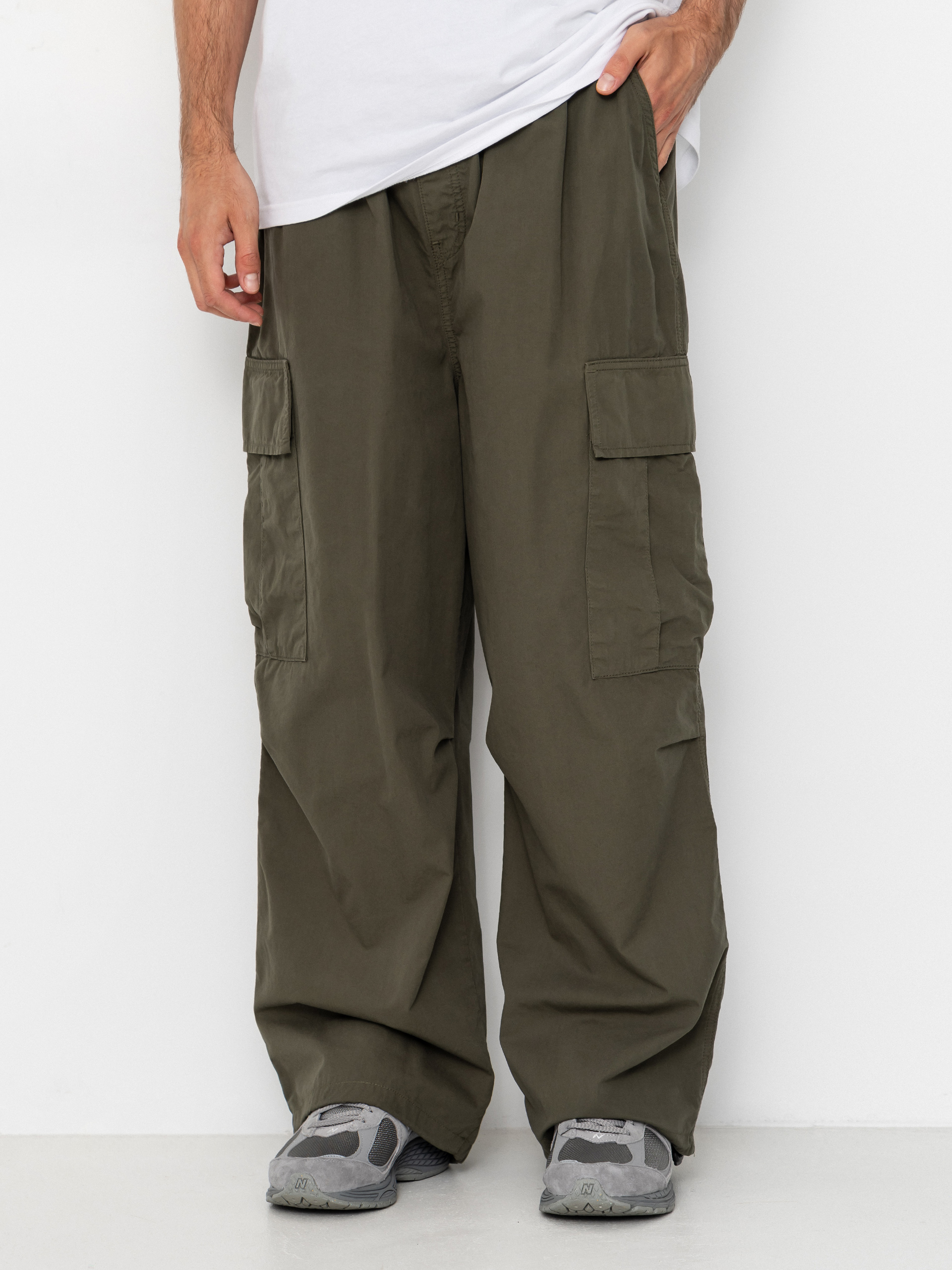 Nohavice Carhartt WIP Mandler Cargo (leaf)