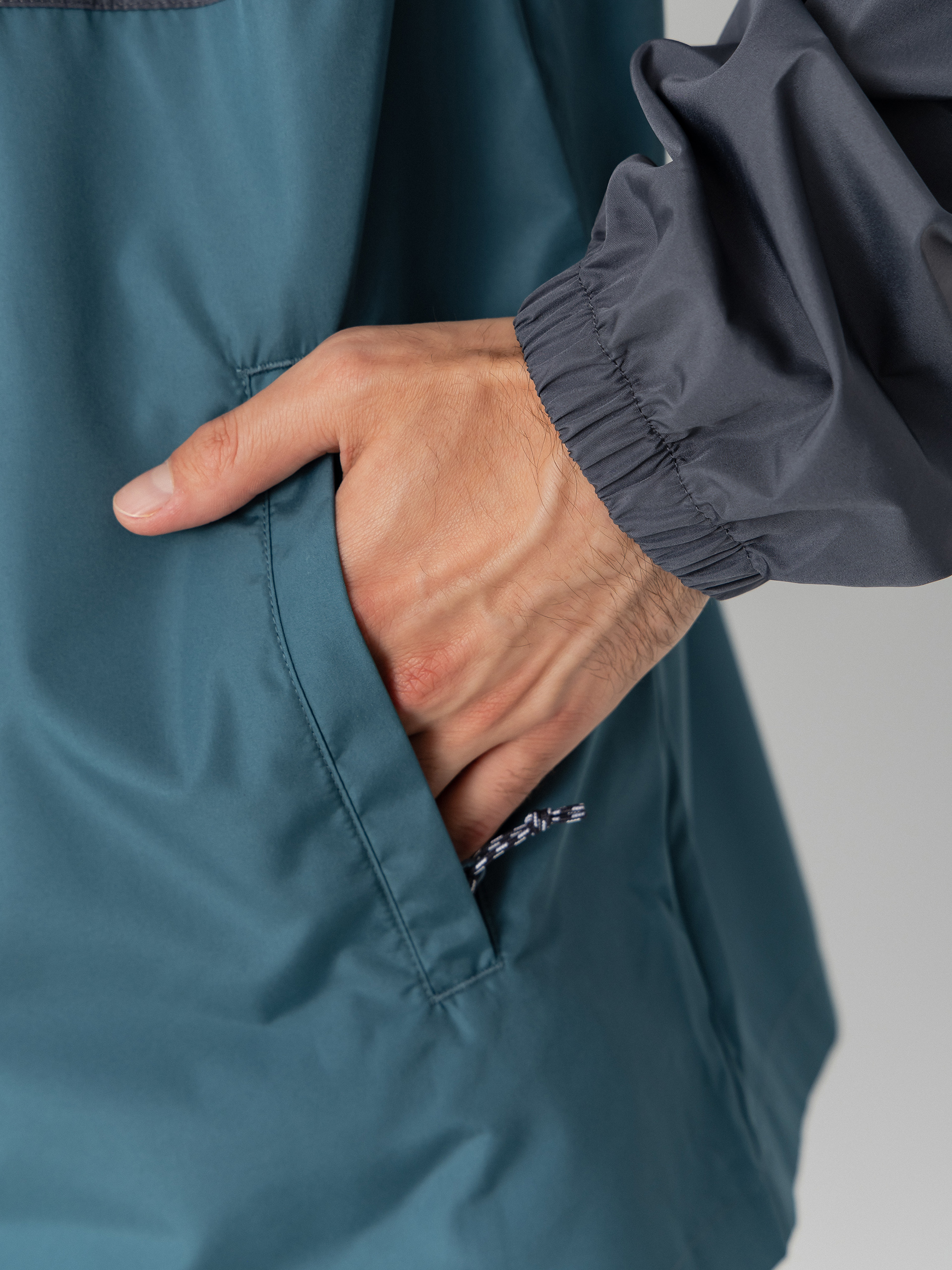 Bunda Salty Crew Surface Windbreaker (magnet)