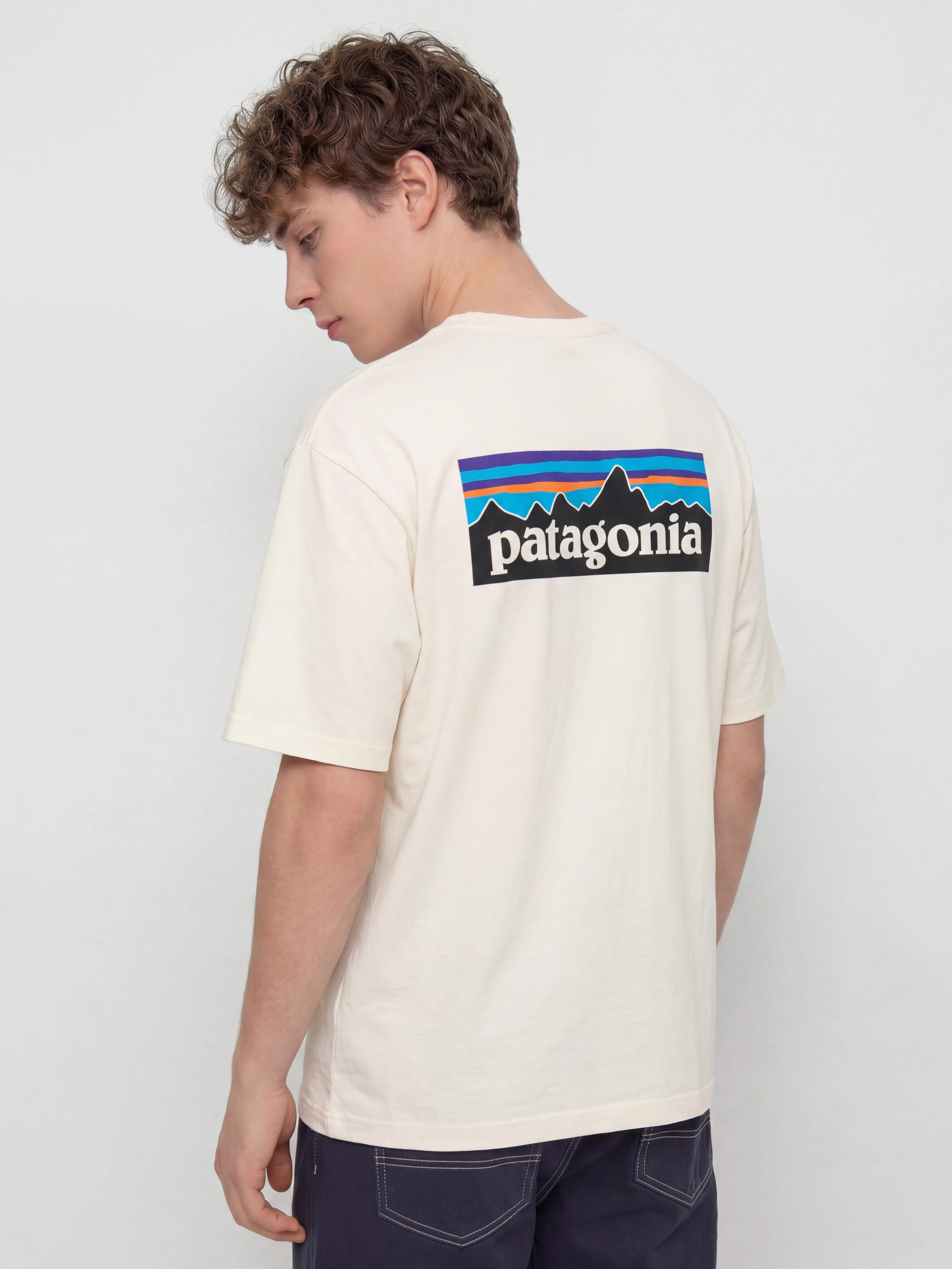 Tričko Patagonia P 6 Logo (undyed natural)