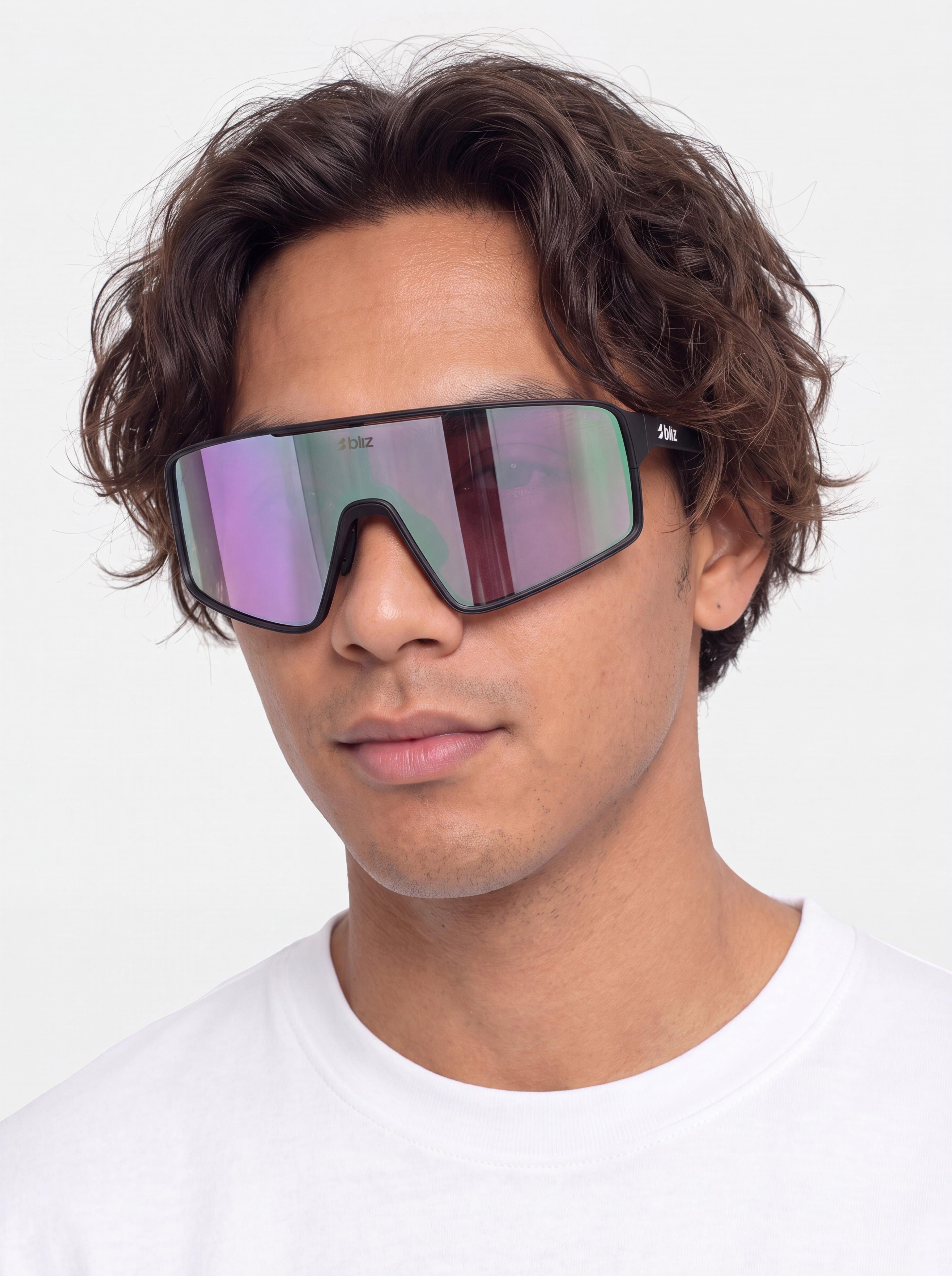 Slnečné okuliare Bliz P001 (matt black/nano optics nordic light begonia - violet w blue multi)