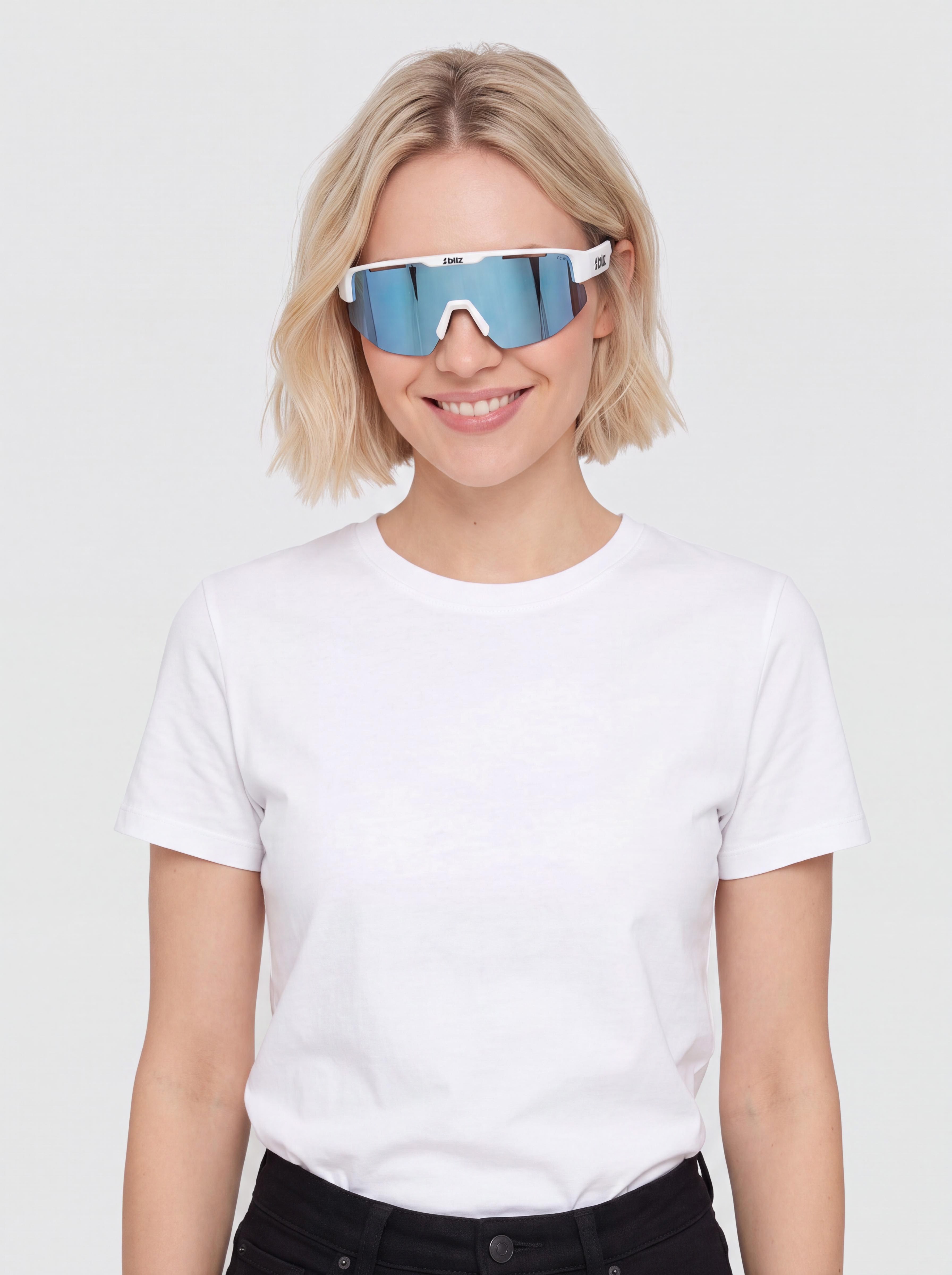 Slnečné okuliare Bliz Matrix Small (matt white/smoke w blue multi)