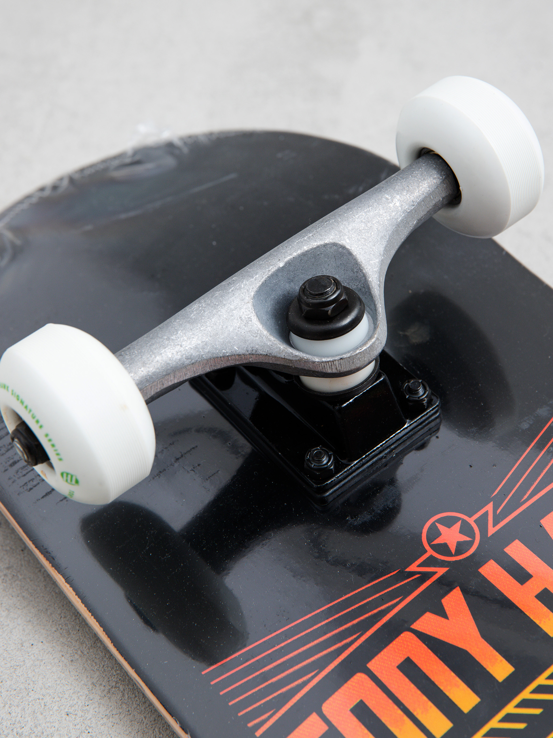 Skateboard Tony Hawk Stacked Logo (black)